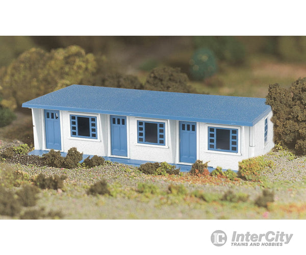 Bachmann 45616 Plasticville U.s.a.(R) Classic Kits -- Motel (White Blue) Structures