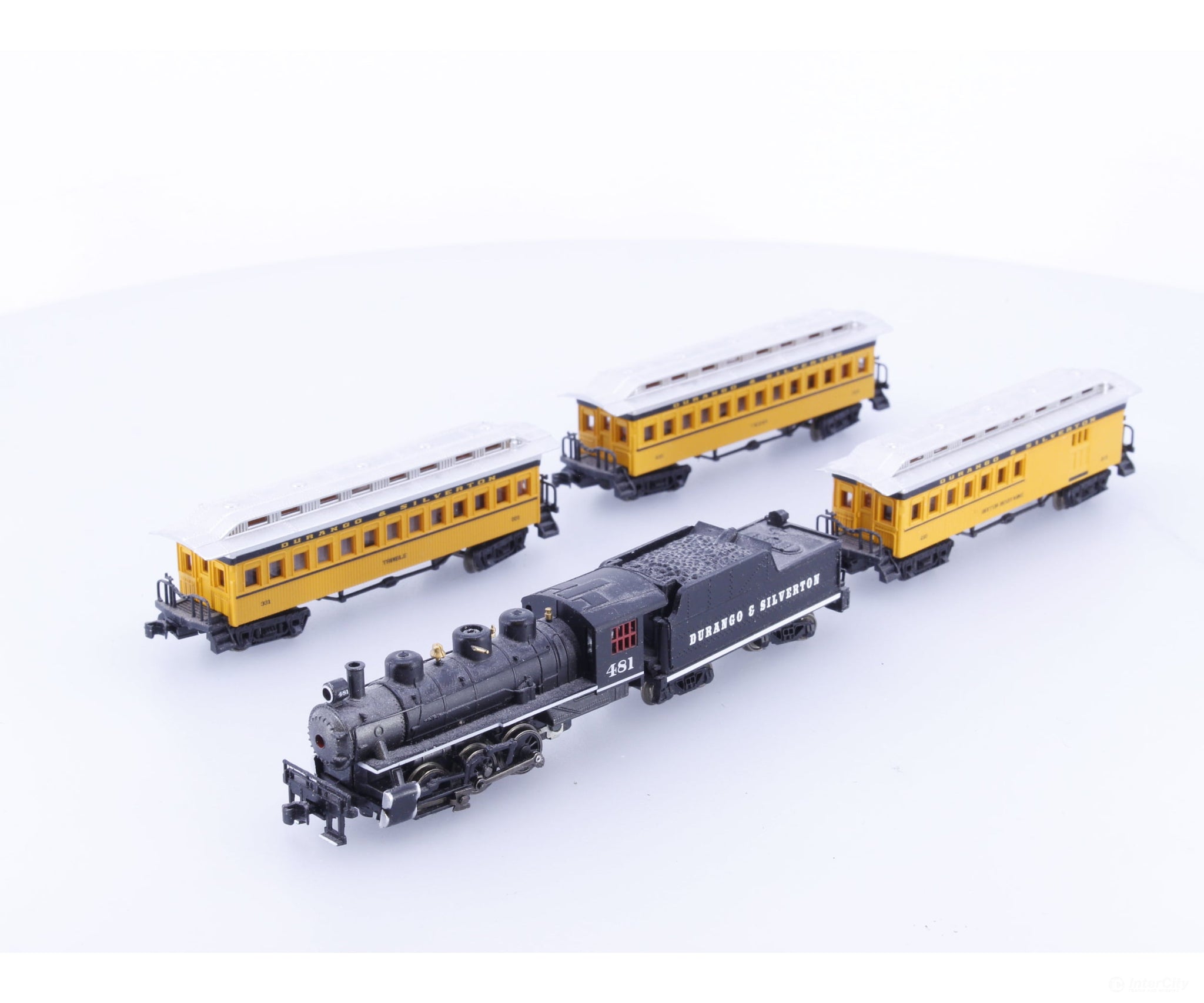 Bachmann 481 N 0-6-0 Steam Locomotive with 3 Overton Coaches Durango and Silverton (DSNG) 481 Analog DC - Locomotives