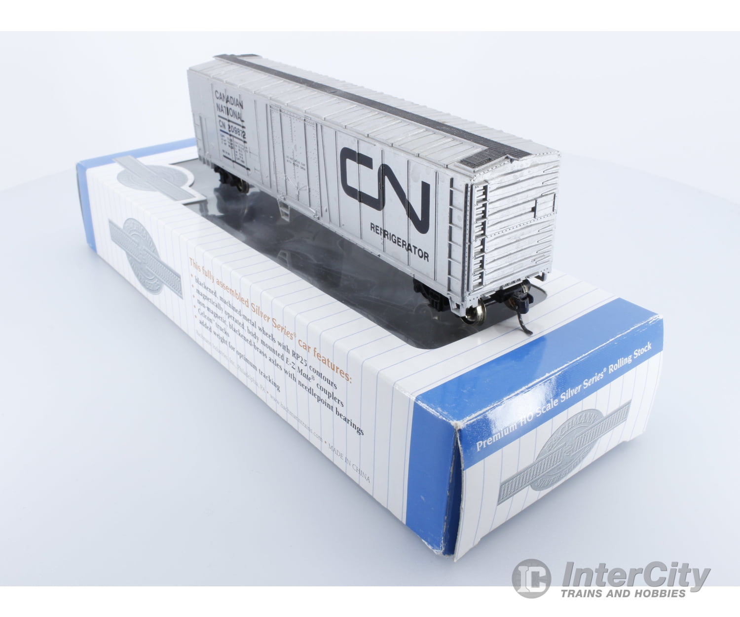 Bachmann 50’ Single Plug Door Steel Reefer Boxcar Canadian National Cn 209872 Freight Cars