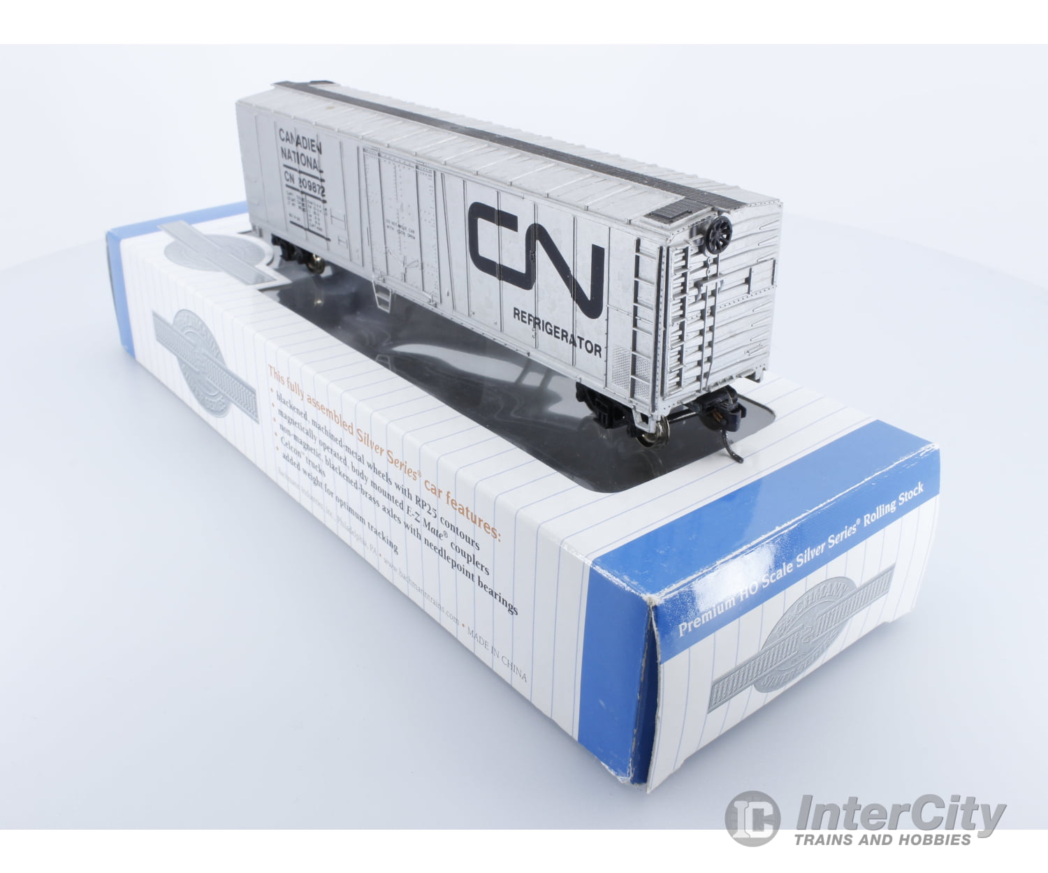 Bachmann 50’ Single Plug Door Steel Reefer Boxcar Canadian National Cn 209872 Freight Cars