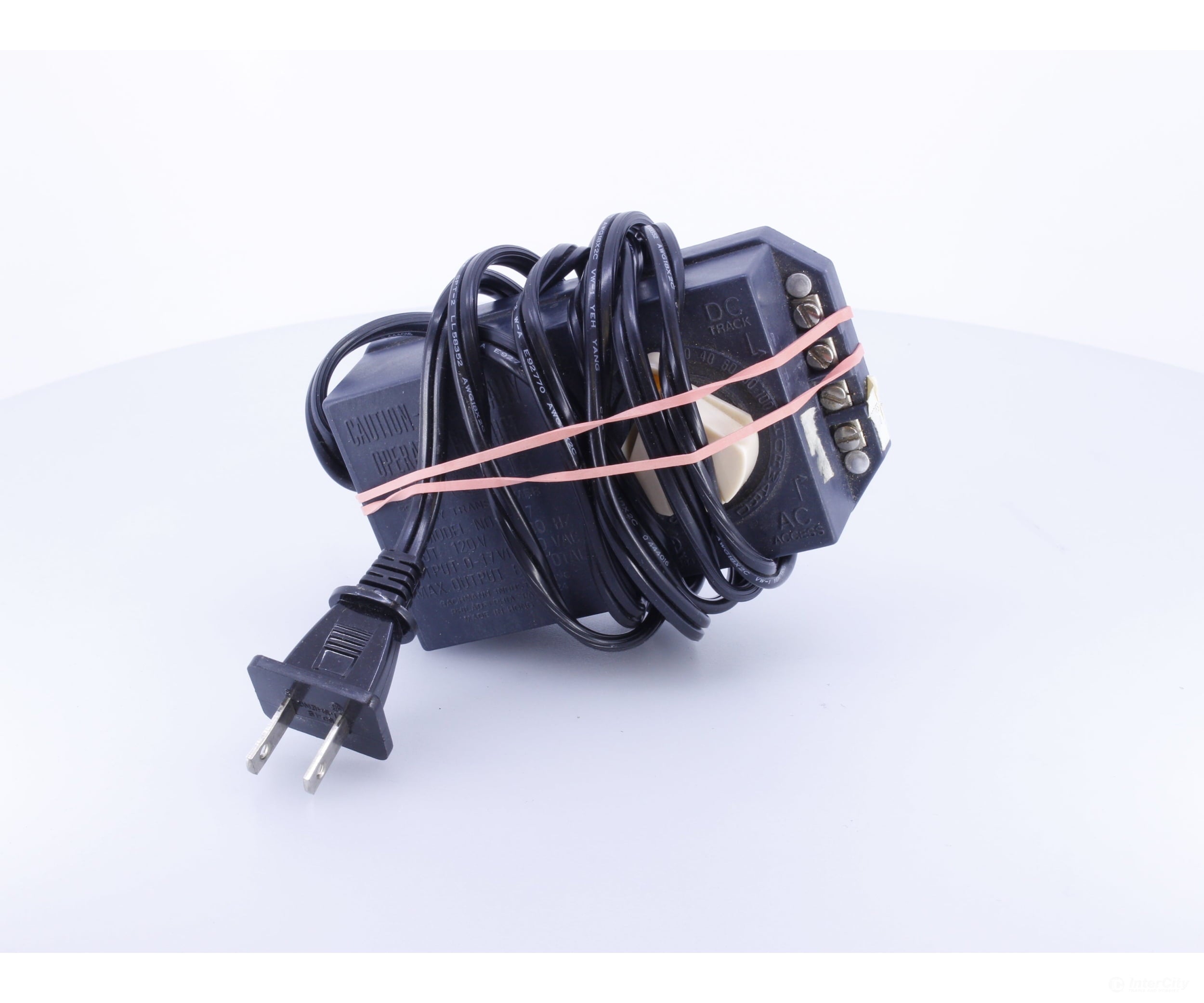 Bachmann 6607 AC/DC Transformer Throttle Input 120V 60 HZ Output 0-17 VDC 20 VAC 6 VA Total - Analog Throttles & Power