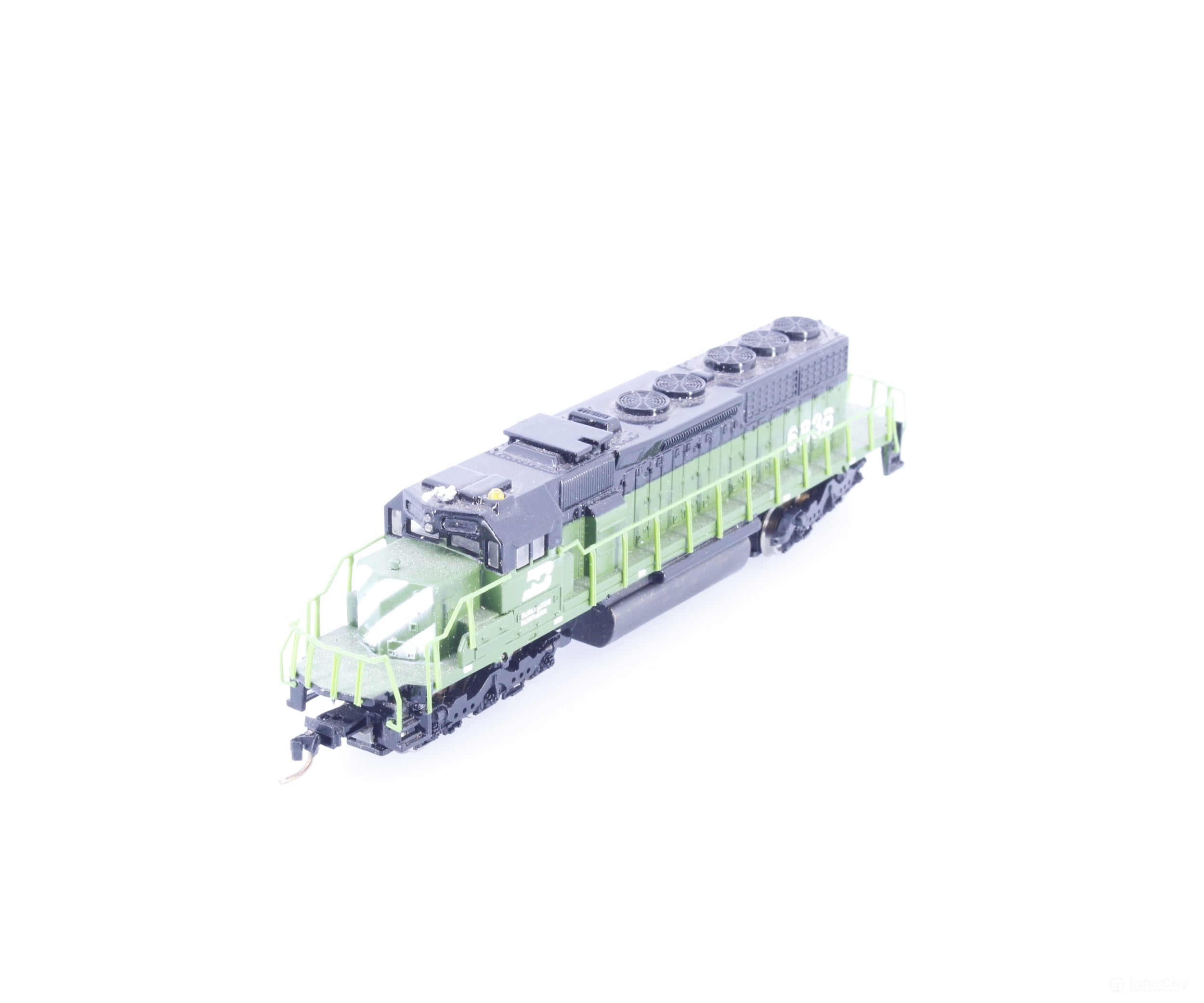 Bachmann 6836 N SD40-2 Diesel Locomotive Burlington Northern (BN) 6836 Analog DC - Locomotives
