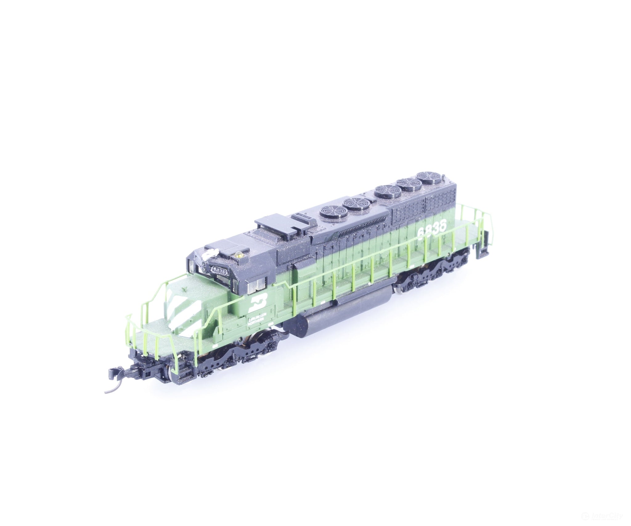 Bachmann 6836 N SD40-2 Diesel Locomotive #2 Burlington Northern (BN) 6836 Analog DC - Locomotives