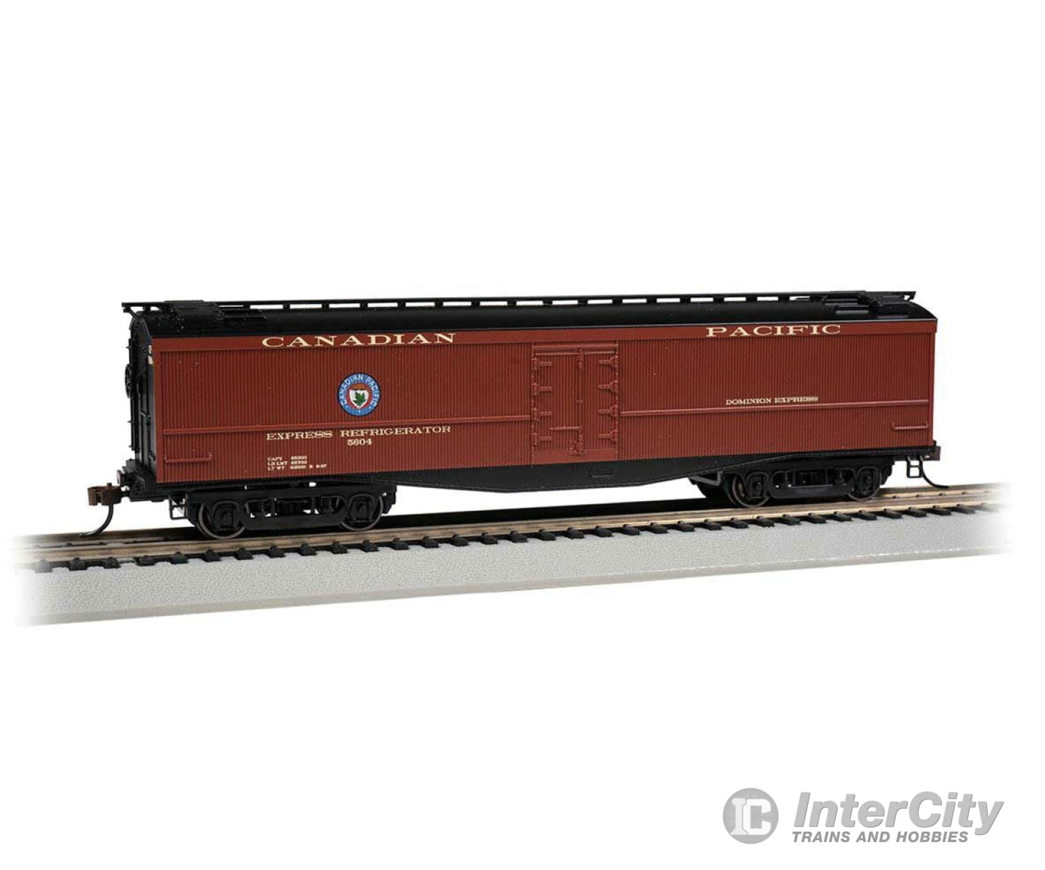 Bachmann 75701 Wood Express Reefer - Ready To Run -- Canadian Pacific #5604 (Maroon Black) Passenger