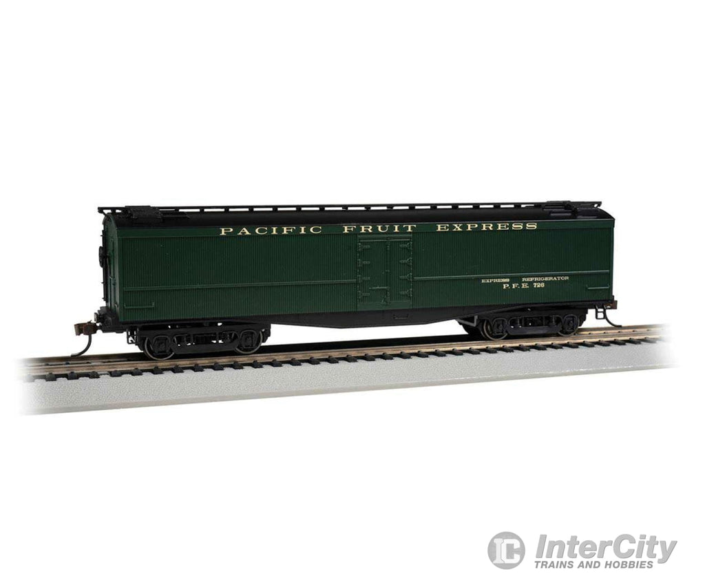 Bachmann 75703 Wood Express Reefer - Ready To Run -- Pacific Fruit #726 (Pullman Green Black)