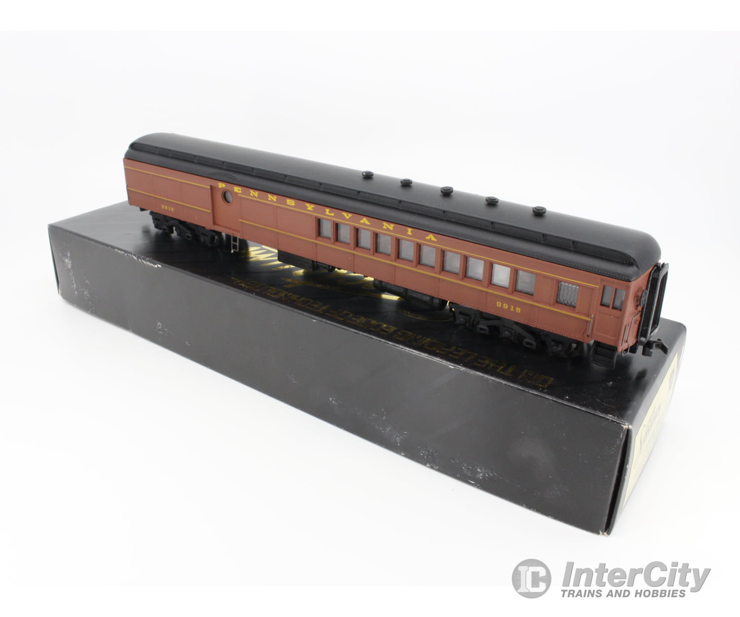 Bachmann 89011 Ho Combine Passenger Car With Porthole Door Pennsylvania (Prr) 9916 Cars