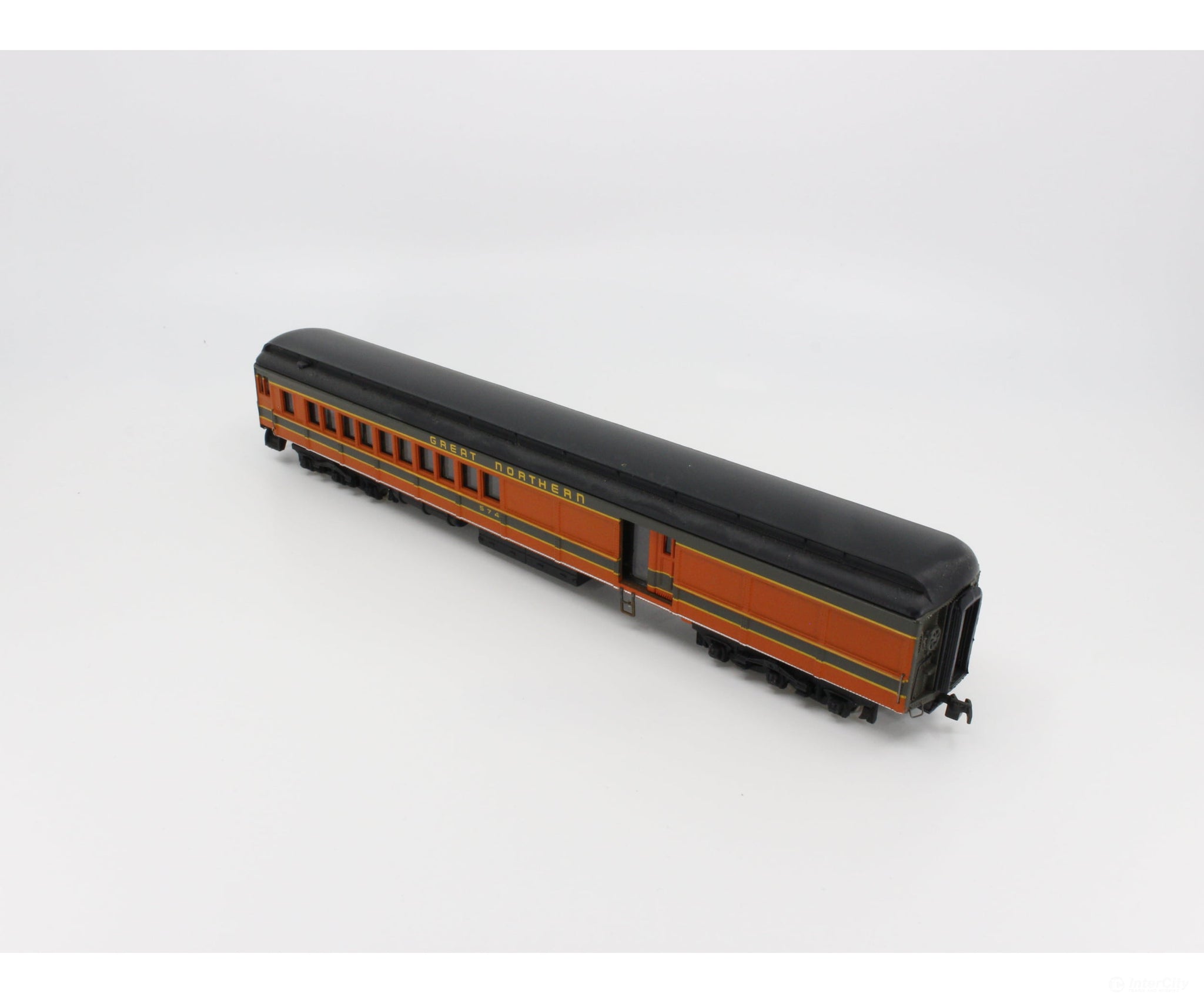 Bachmann 89031 Ho Combine Passenger Car Great Northern (Gn) 574 Cars