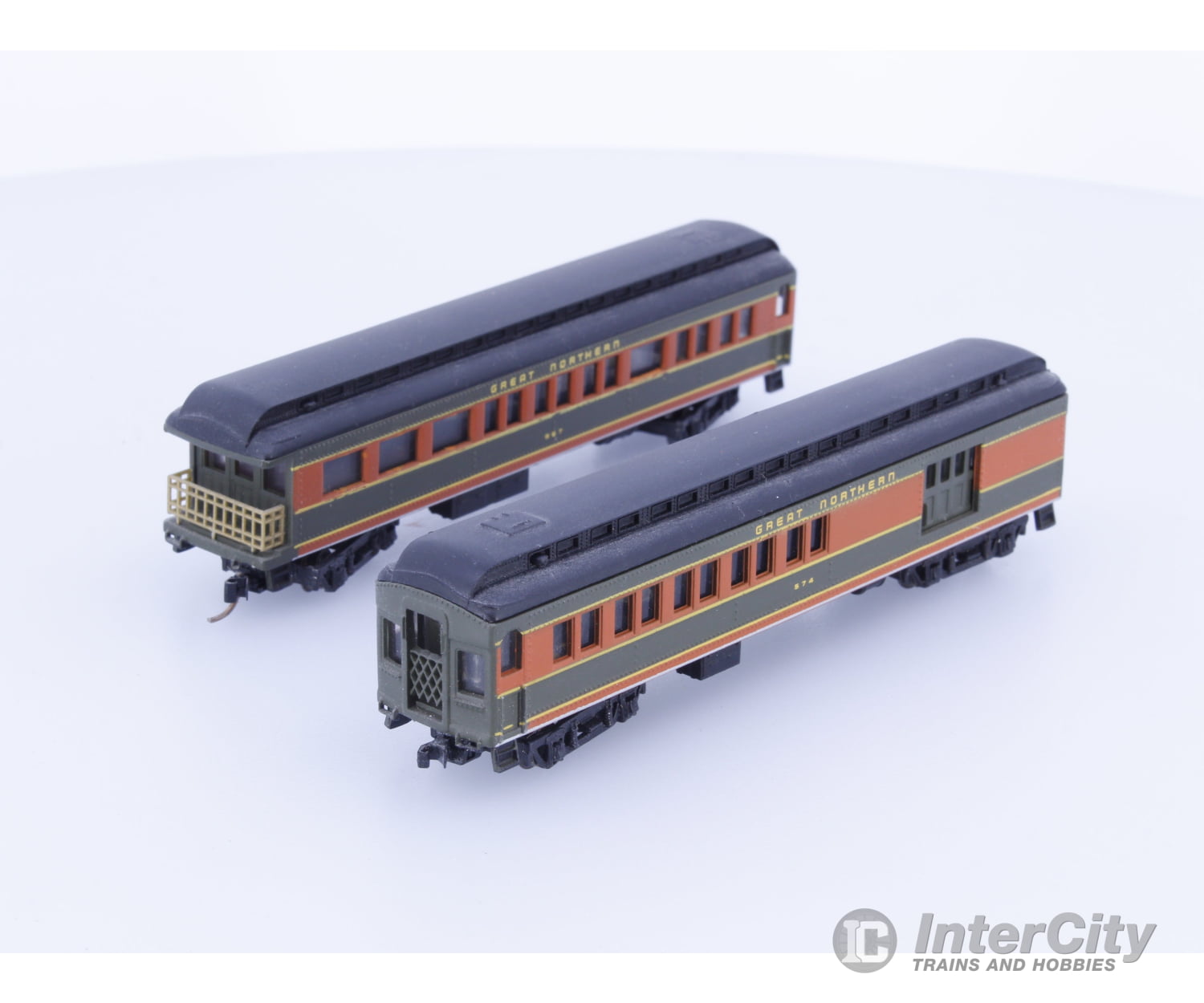 Bachmann GNPASS2X N 2 Short Passenger Cars Great Northern (GN) 967,574 Passenger Cars