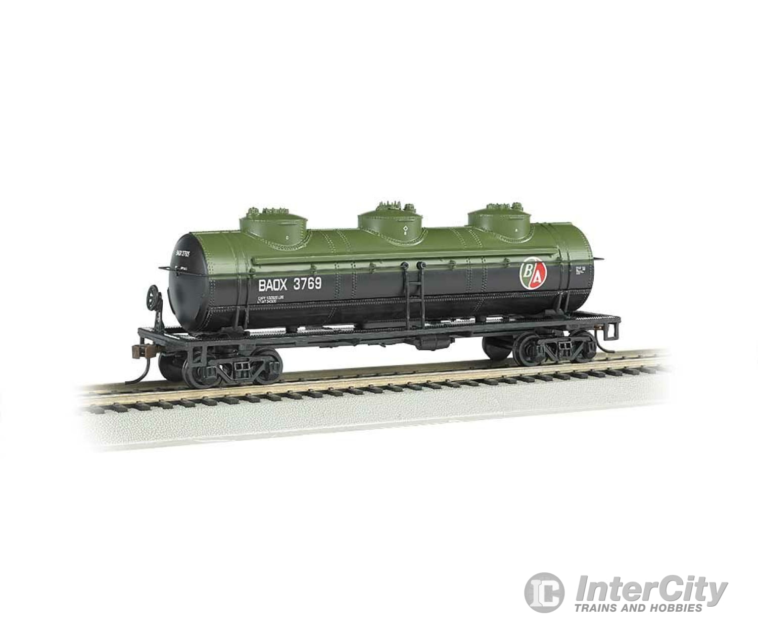 Bachmann Ho 17102 40 3-Dome Tank Car - Ready To Run Silver Series(R) -- British American Oil Baox