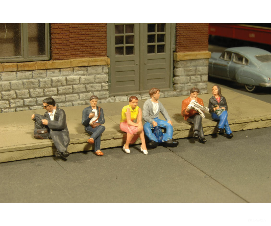 Bachmann 33111 Seated Passengers - Scenescapes(Tm) -- Pkg(6) Figures