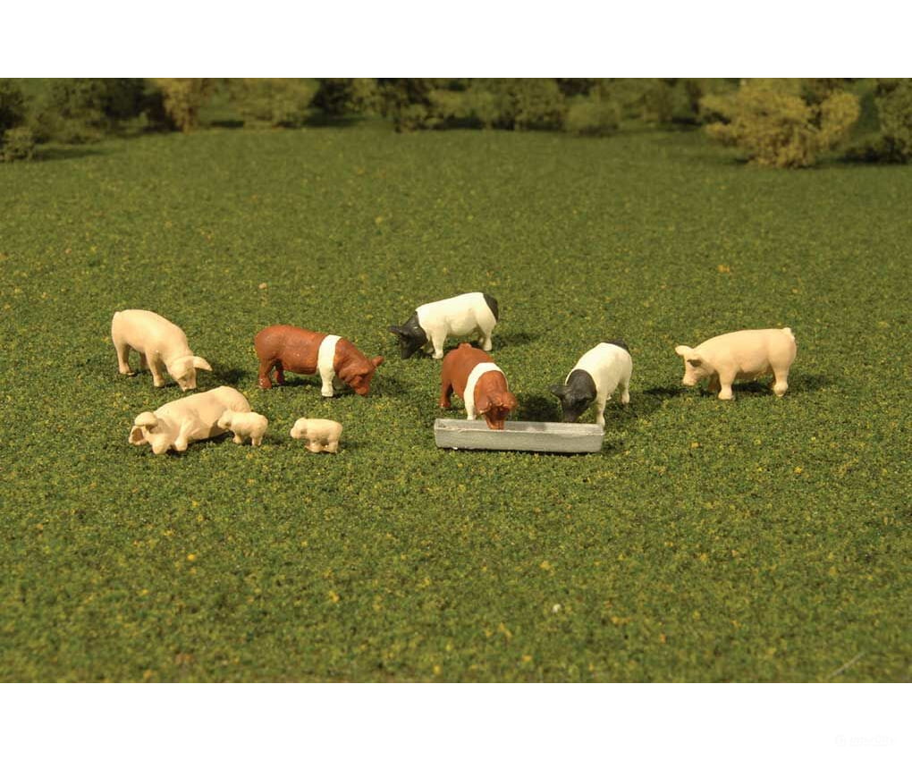 Bachmann 33118 Pigs - Scenescapes(Tm) -- Pkg(9) Figures
