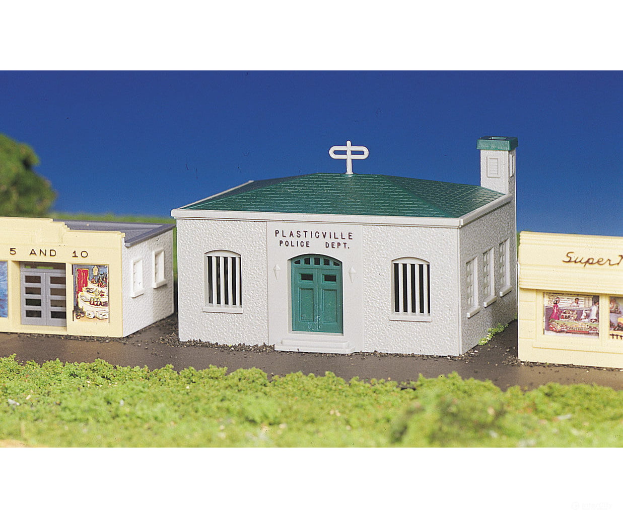 Bachmann 45145 Plasticville Classic Kit - Police Station Structures