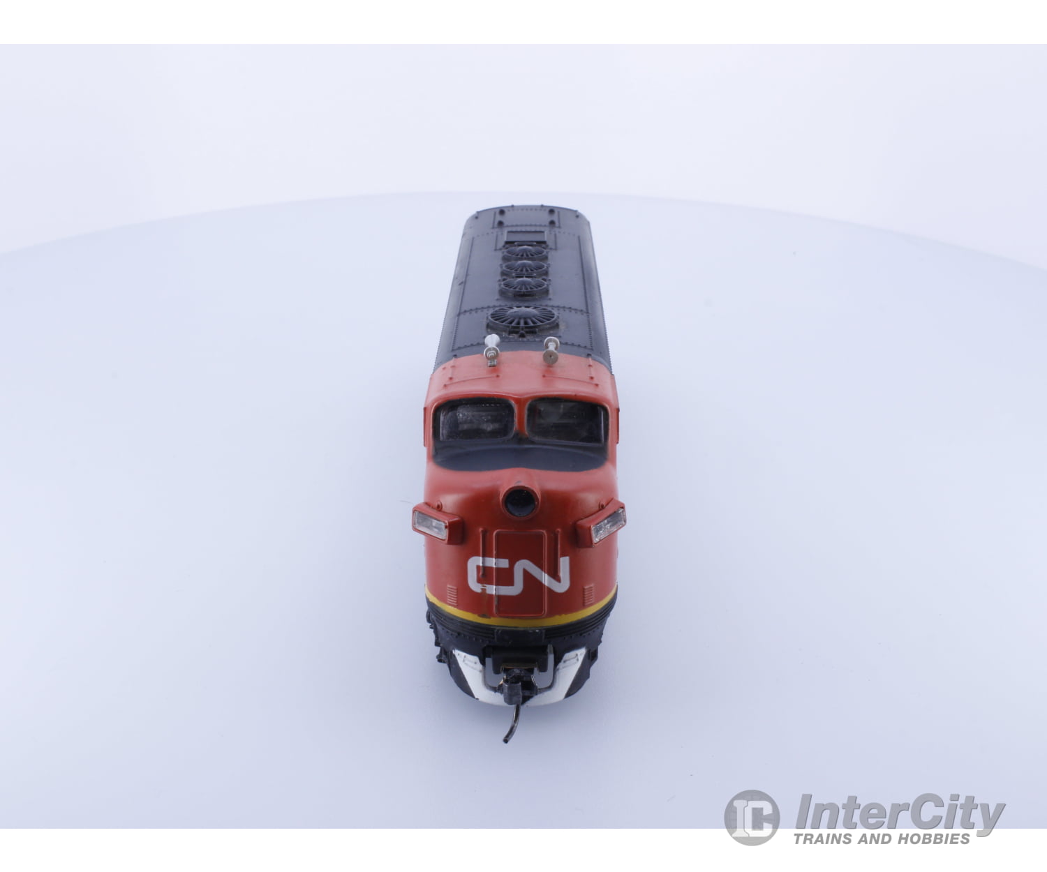 Athearn HO F7A Canadian National (CN) 9162 Analog DC Locomotives