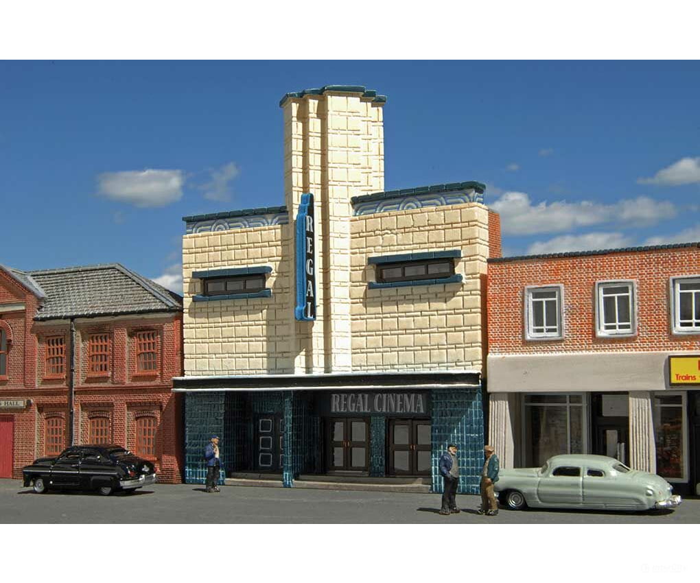 Bachmann 35054 Regal Cinema False-Front Building -- Assembled - 3 X 1 3-1/2 7.6 2.5 8.9Cm Structures