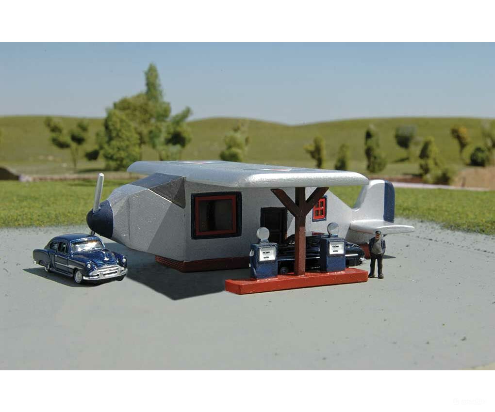 Bachmann 35251 Airplane Gas Station - Roadside U.s.a. -- Assembled 3-1/4 X 3-3/4 1 8.3 9.5 2.5Cm