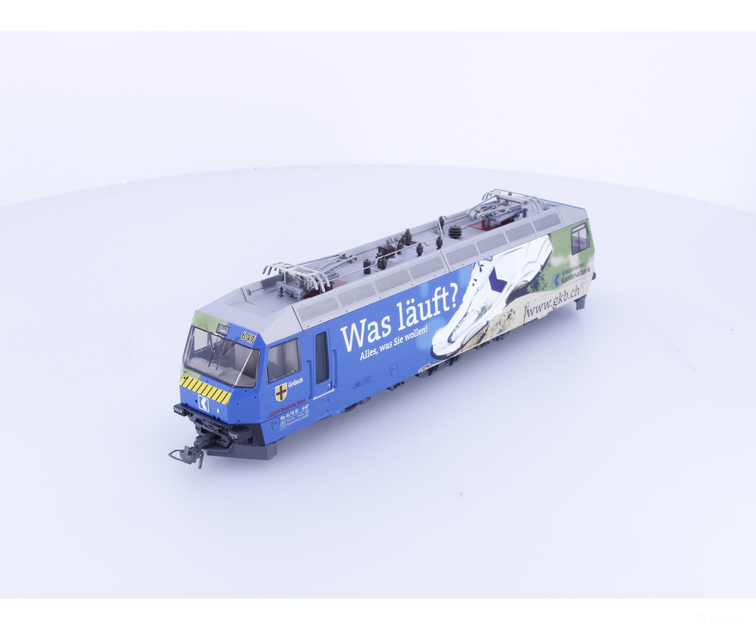 Bemo 1259137 HOm RhB Ge 4/4 III Electric Locomotive Was Lauft? Grusch 647 Analog DC - European Locomotives