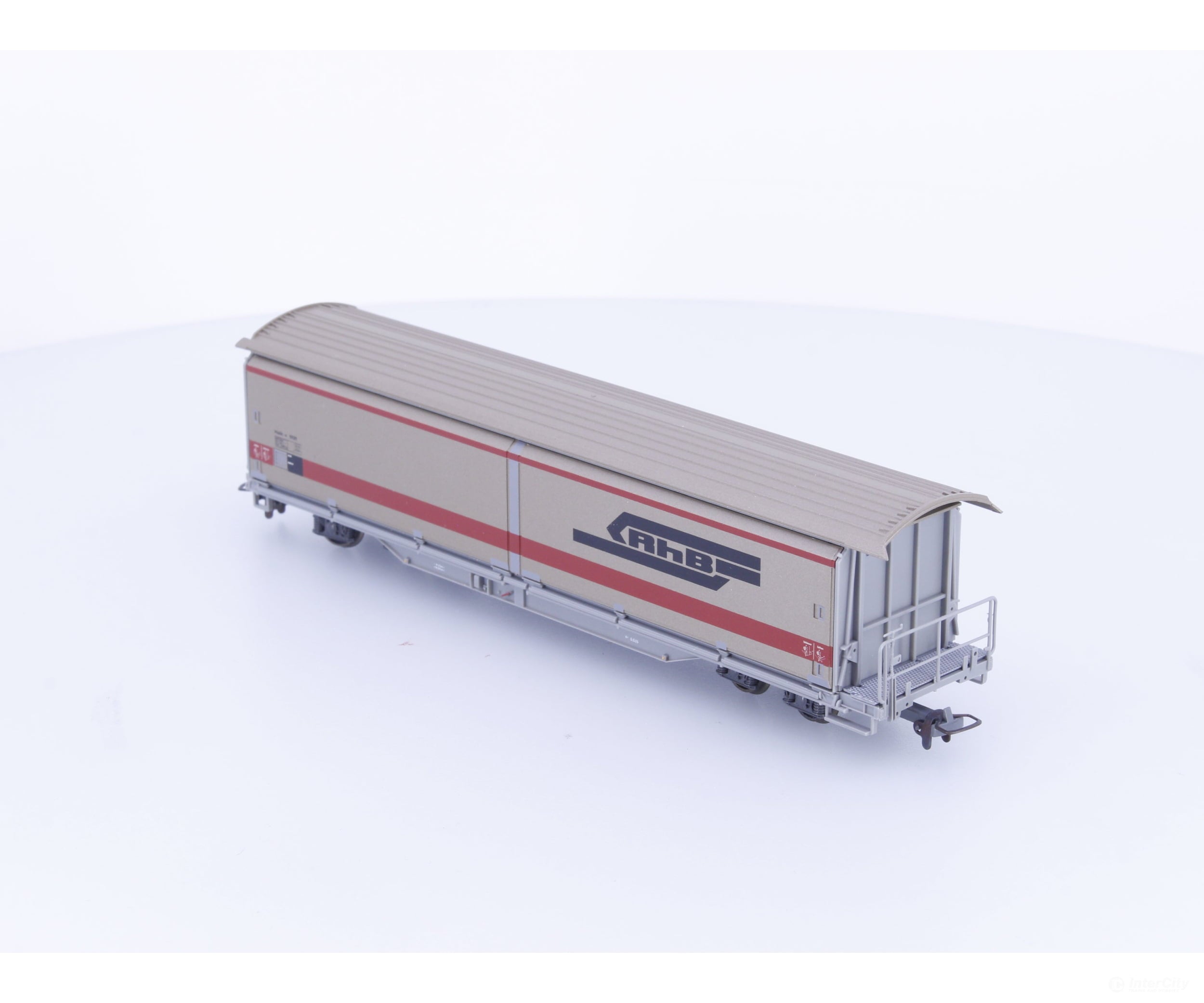 Bemo 2288101 HOm RhB Sliding Wall Wagon Car with Rotem Band Haik-V 5131 - European Freight Cars