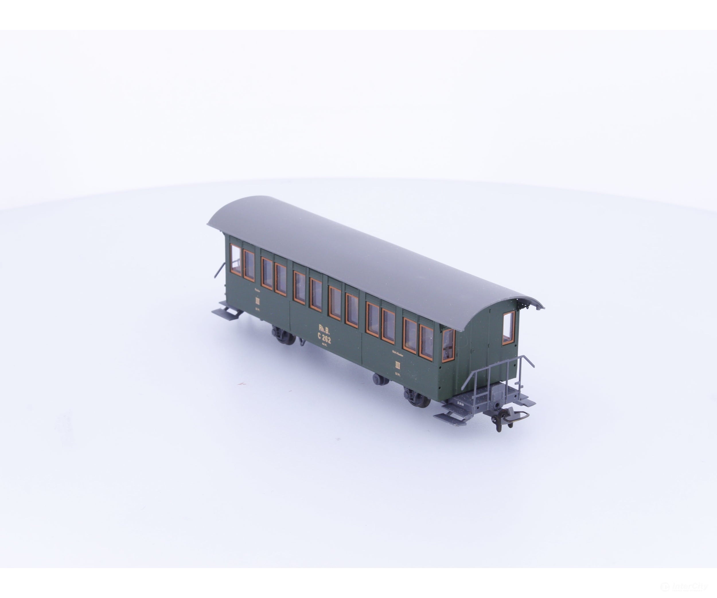 Bemo 3230102 HOm RhB 3rd Class Passenger Car C262 - European Passenger Cars