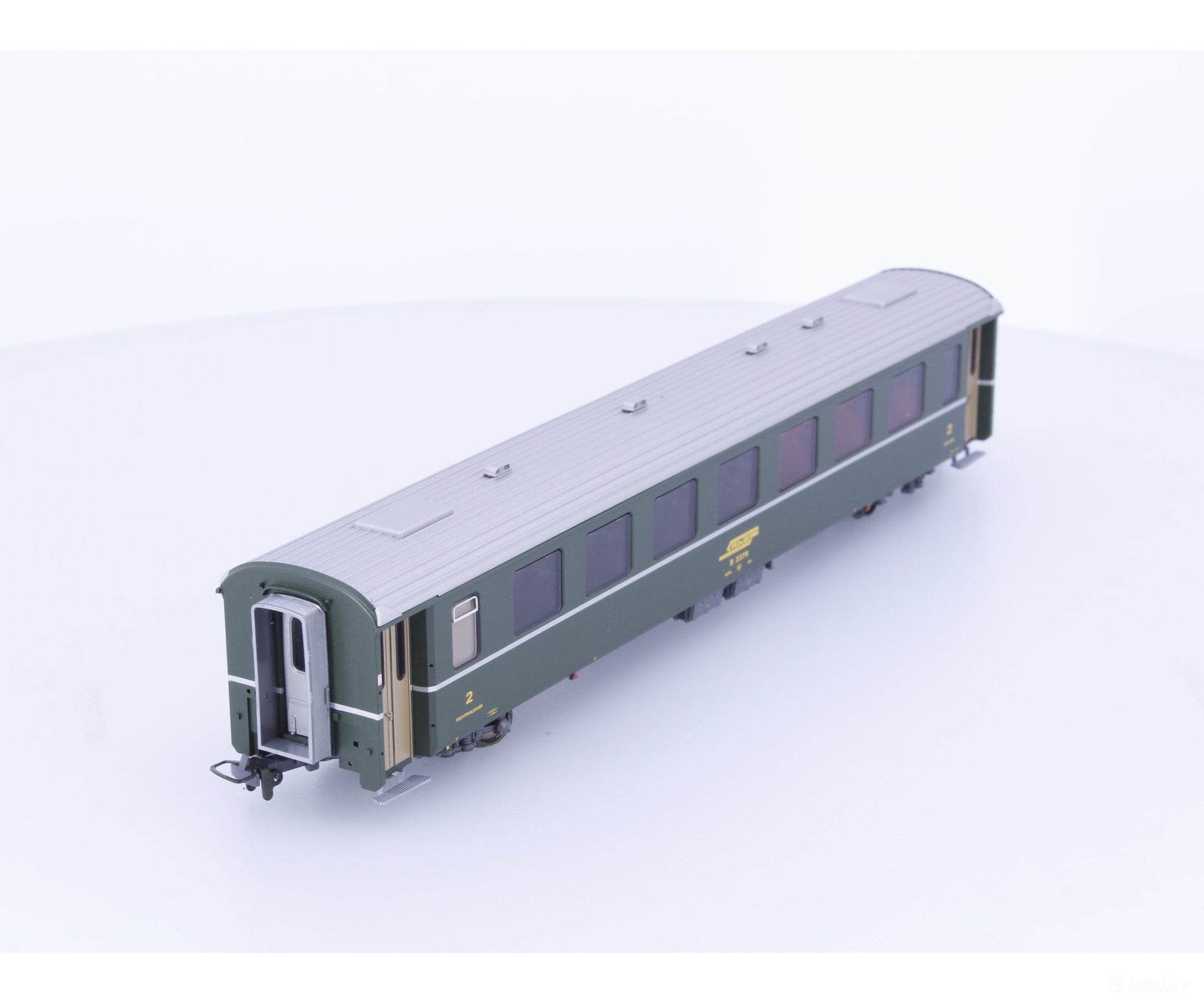 Bemo 3240119 HOm RhB 2nd Class Passenger Car grun EW II B2379 - European Passenger Cars