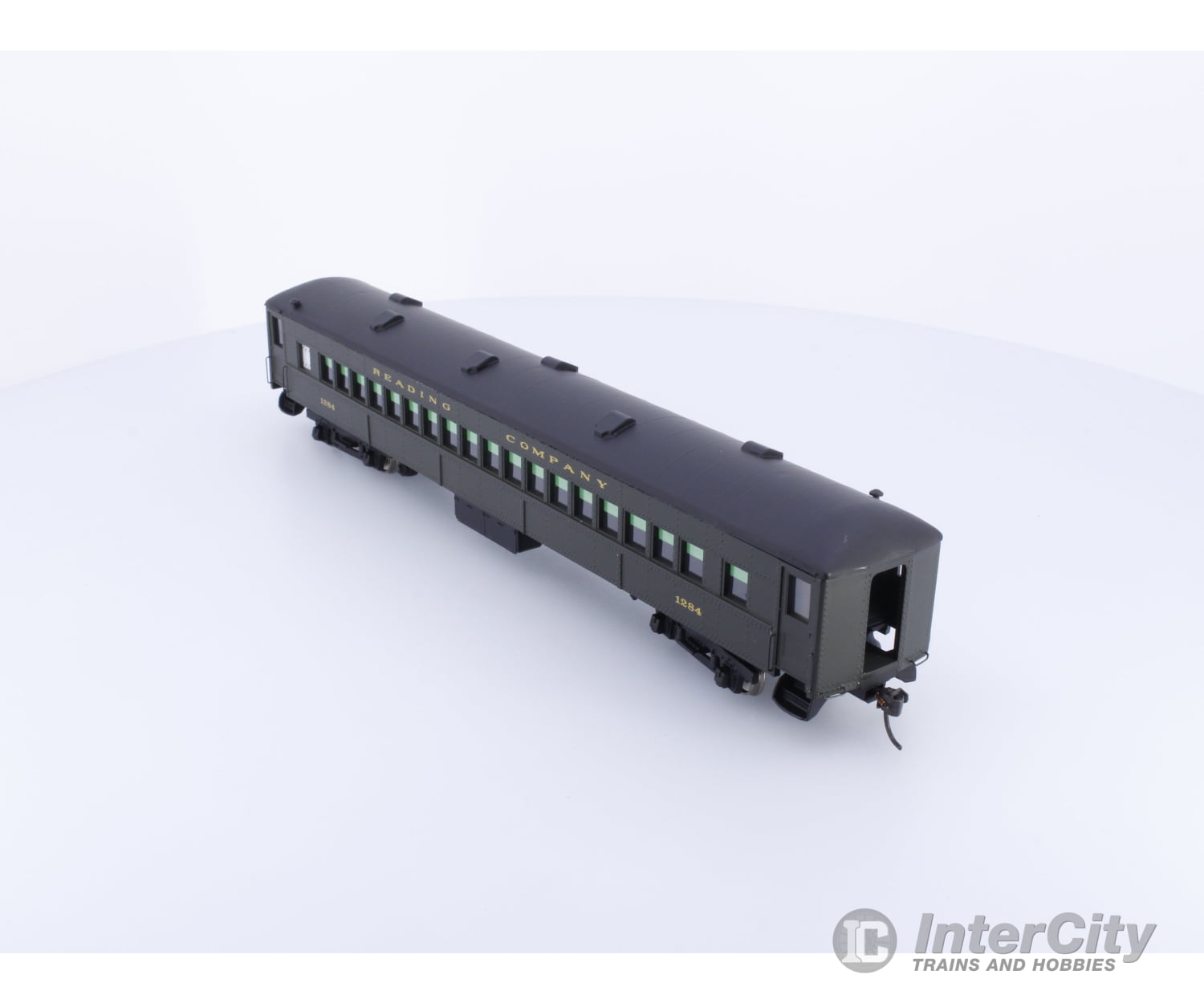 Bethlehem Car Works BCW5210-02 HO Passenger Coach Limited Edition Reading (RL) 1284 Passenger Cars