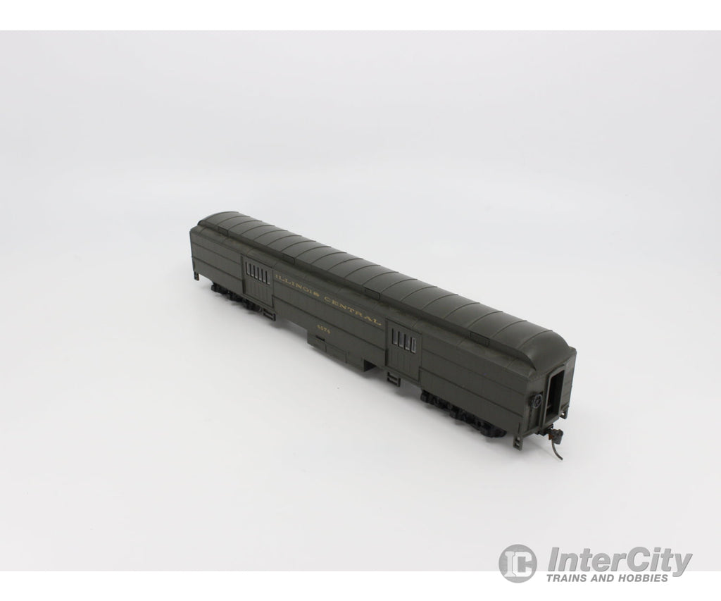 Athearn 5610 Ho Baggage Passenger Car Illinois Central (Ic) 4074 Cars