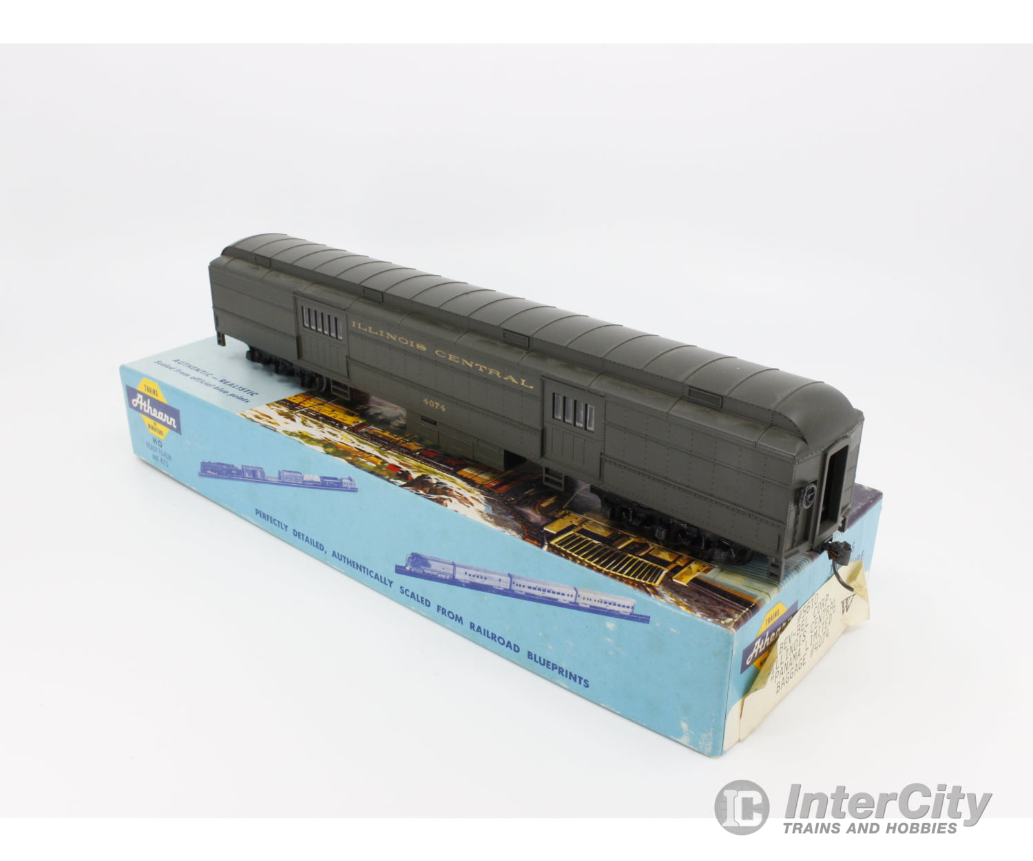 Athearn 5610 Ho Baggage Passenger Car Illinois Central (Ic) 4074 Cars