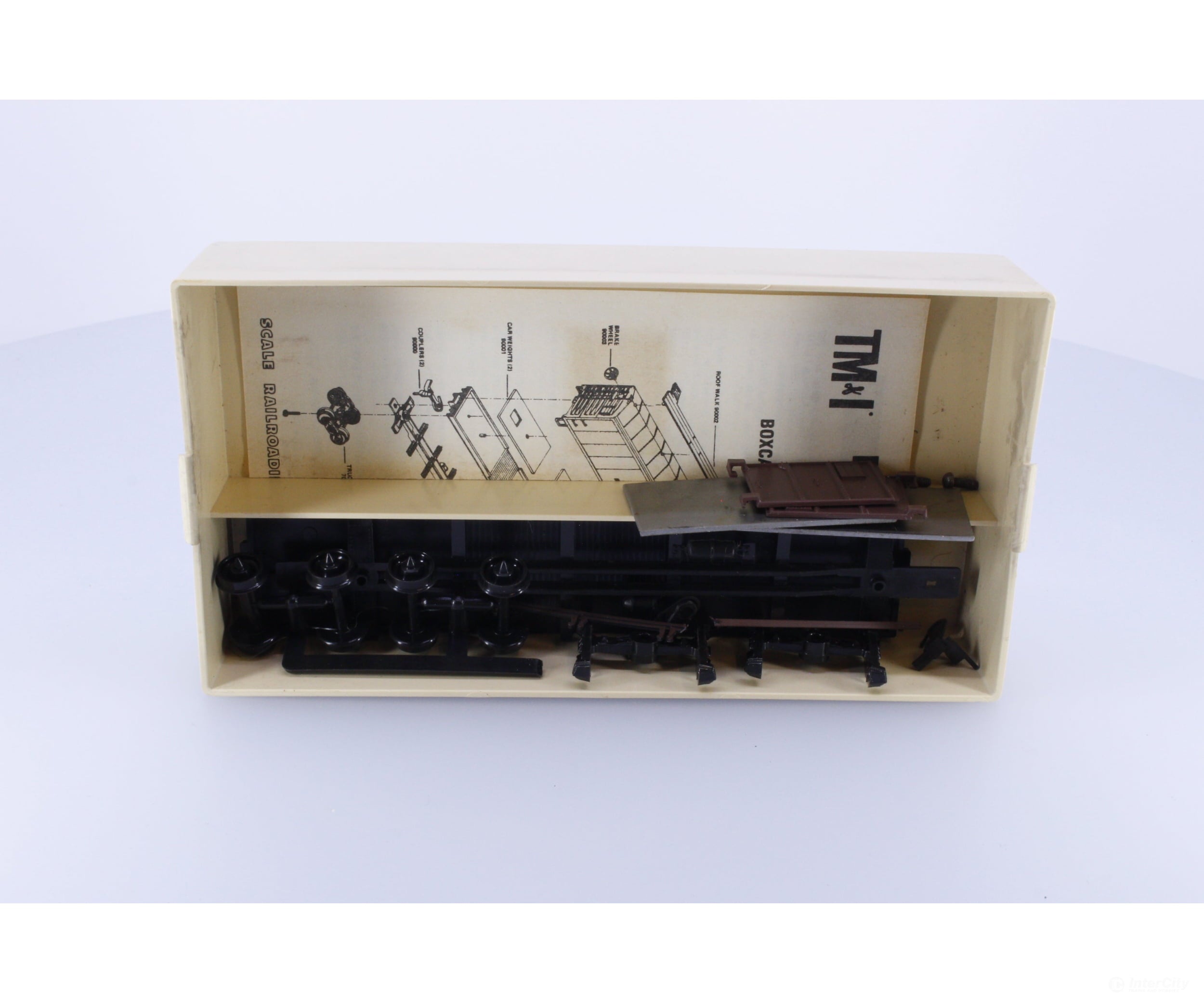 Bevbel 762 HO TM X-29 Boxcar Kit Bessemer & L.E. 81237 Freight Cars