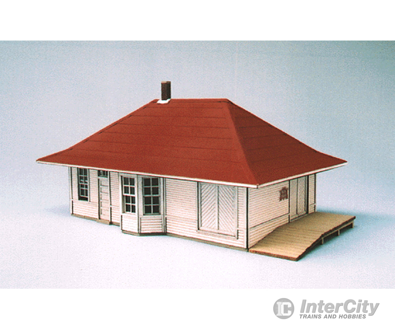 Blair Line 188 Leeton Depot (Laser-Cut Wood Kit) -- Main Building: 3-5/16 X 5-1/2 8.4 14Cm; Ramp: 1