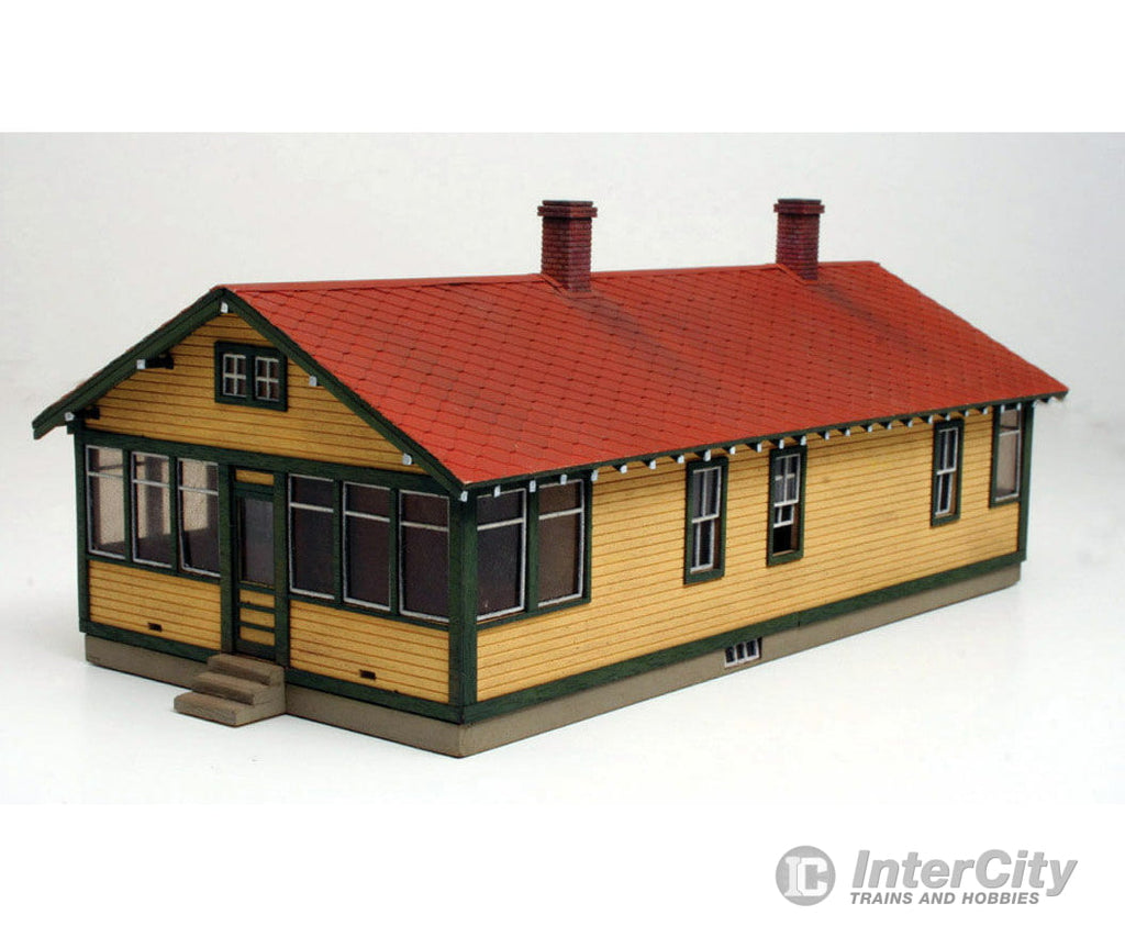 Blair Line 194 Santa Fe 6-Room Section House -- Kit - 6-3/4 X 3-27/64 16.9 8.6Cm Structures