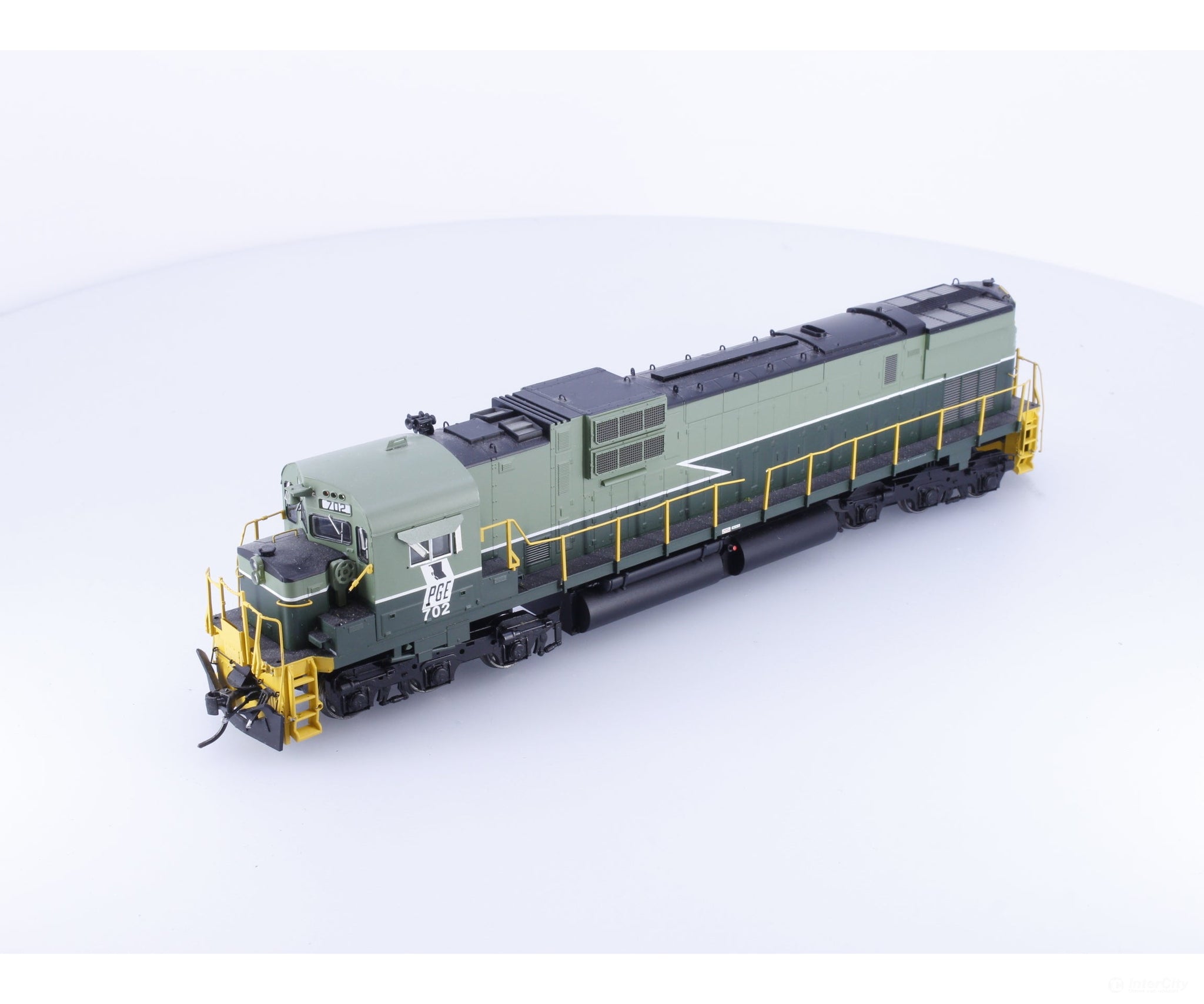 Bowser 23455 HO Alco C630M Diesel Locomotive Tsunami Sound Pacific Great Eastern (PGE) 702 DCC & Sound - Locomotives