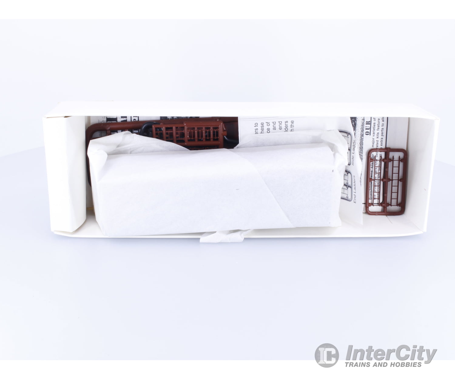 Branchline Trains 1408 HO 40’ AAR Box Car Kit Canadian Pacific (CP) 252372 Freight Cars