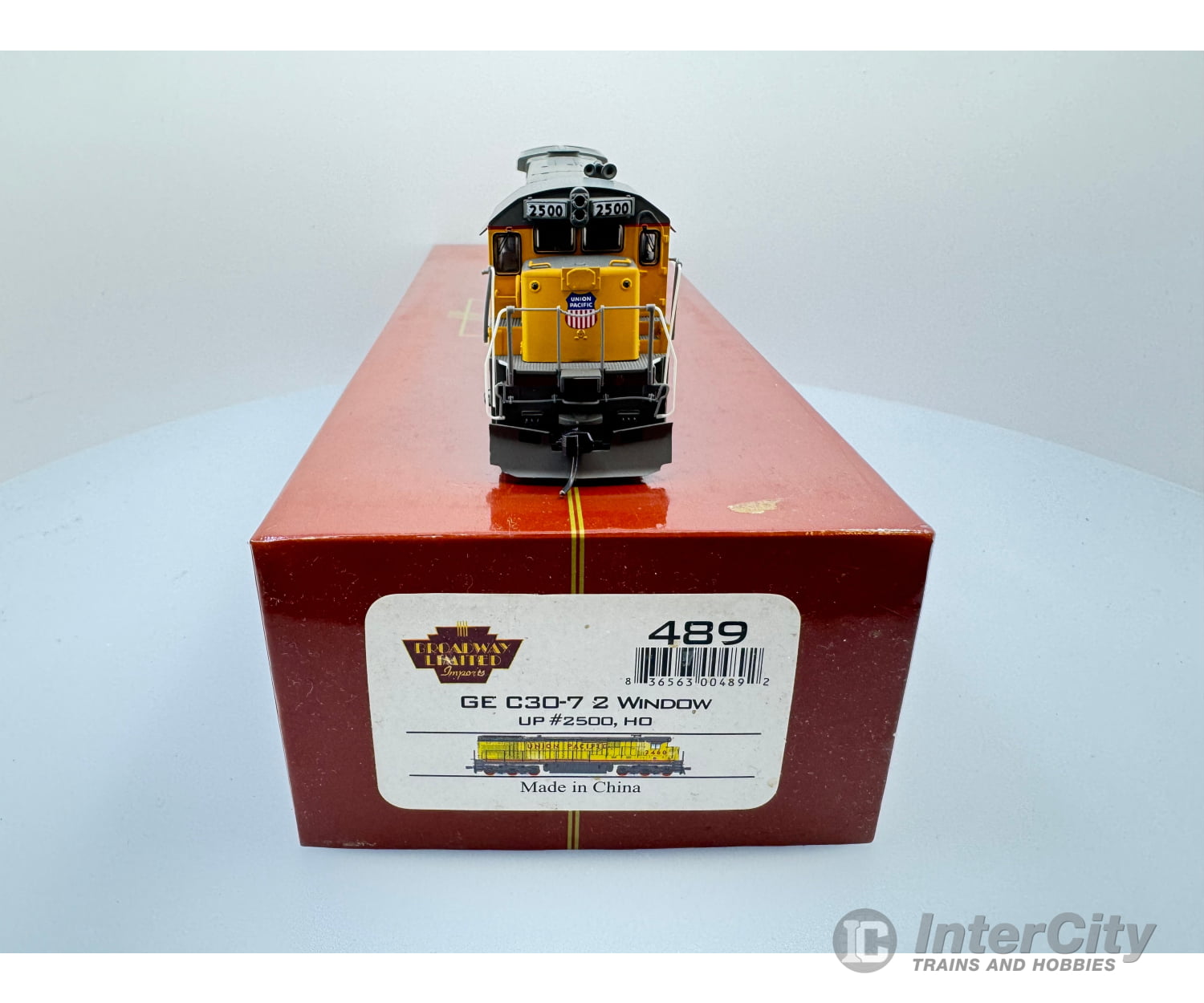 Broadway 489 Ho Union Pacific Ge C30-7 2 Window Diesel Locomotive #2500 Dc/Dcc/Sound Locomotives