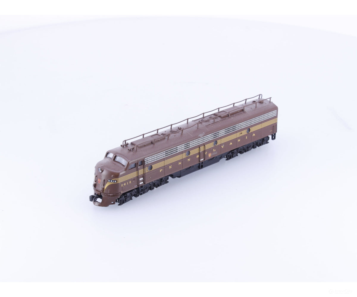 Broadway Limited Imports 3066 N EMD Diesel E8A Locomotive Pennsylvania Railroad (PRR) 5810 DCC & Sound - Locomotives