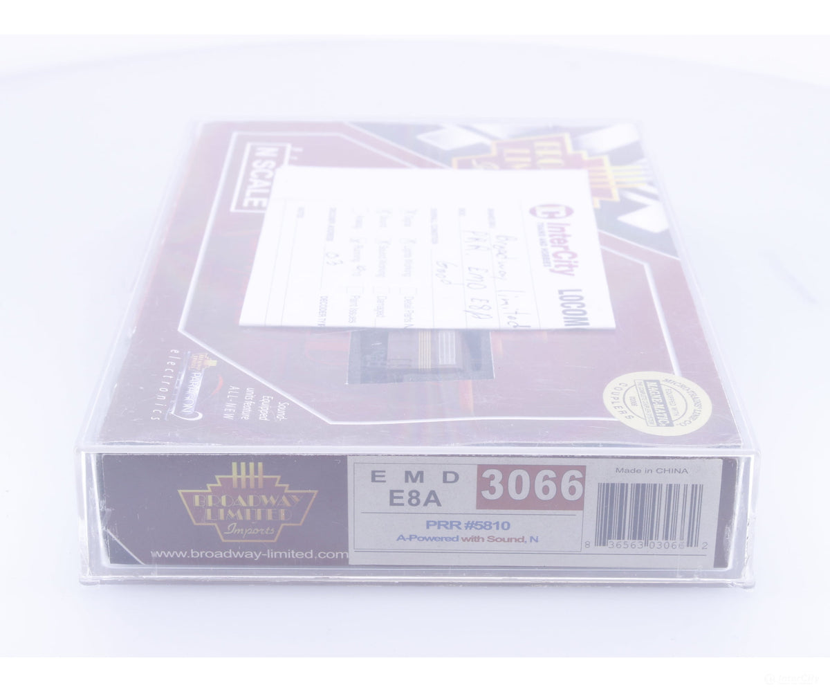 Broadway Limited Imports 3066 N EMD Diesel E8A Locomotive Pennsylvania Railroad (PRR) 5810 DCC & Sound - Locomotives