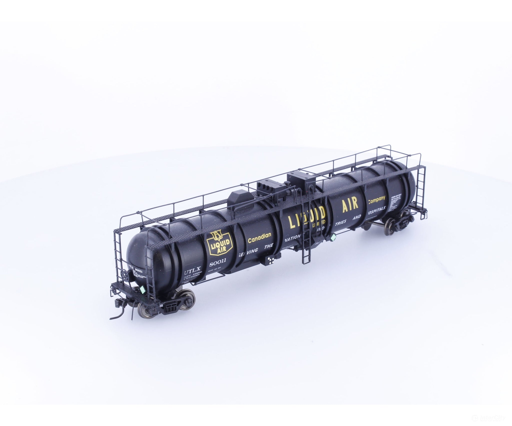 Broadway Limited Imports 6103 HO Cryogenic Tank Car Canadian Liquid Air Union Tank Car (UTLX) 80011 - Freight Cars