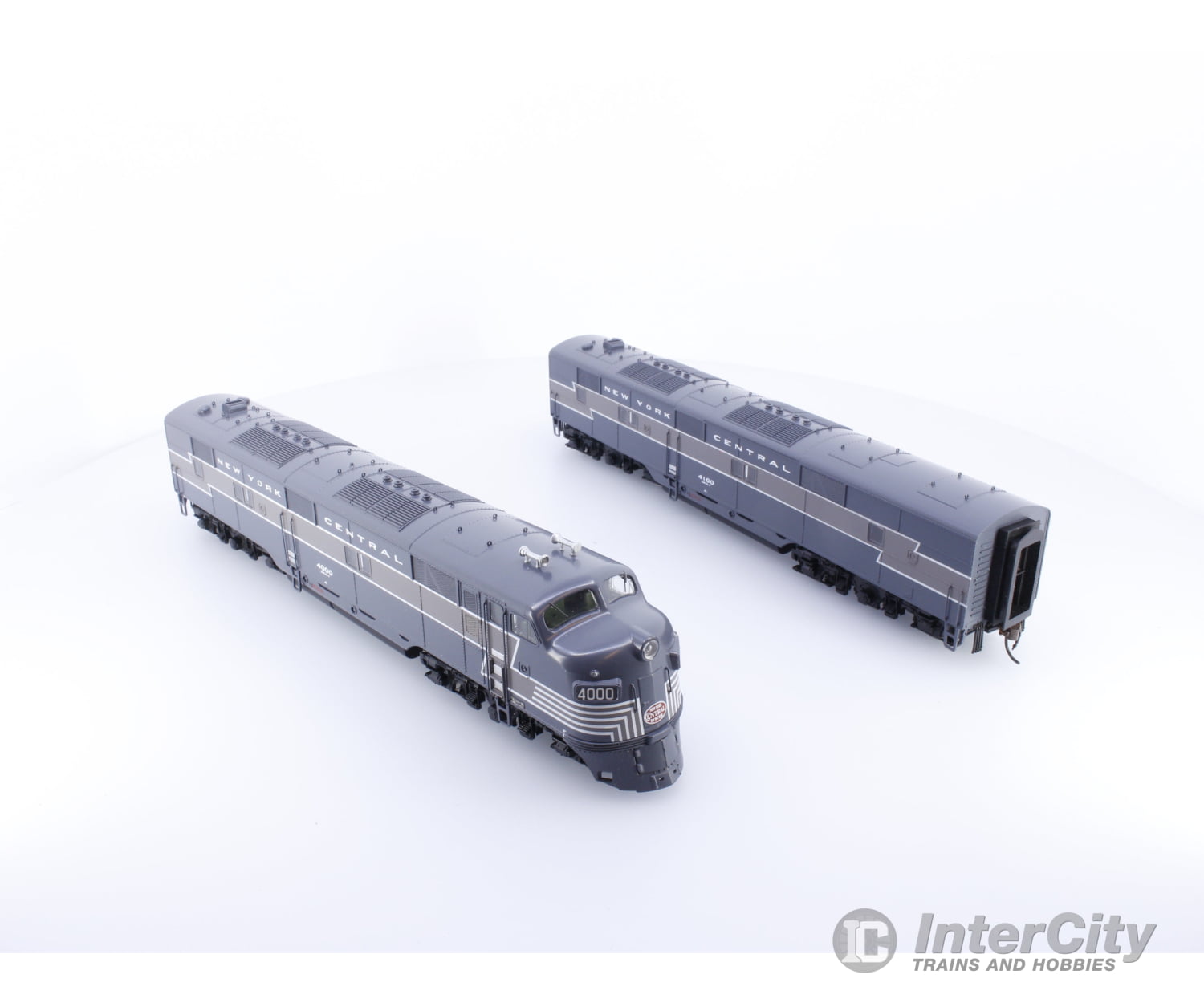 Broadway Limited Imports 615-672 HO Custom Painted EMD E7A/B Set New York Central (NYC) 4000/4100 DCC & Sound