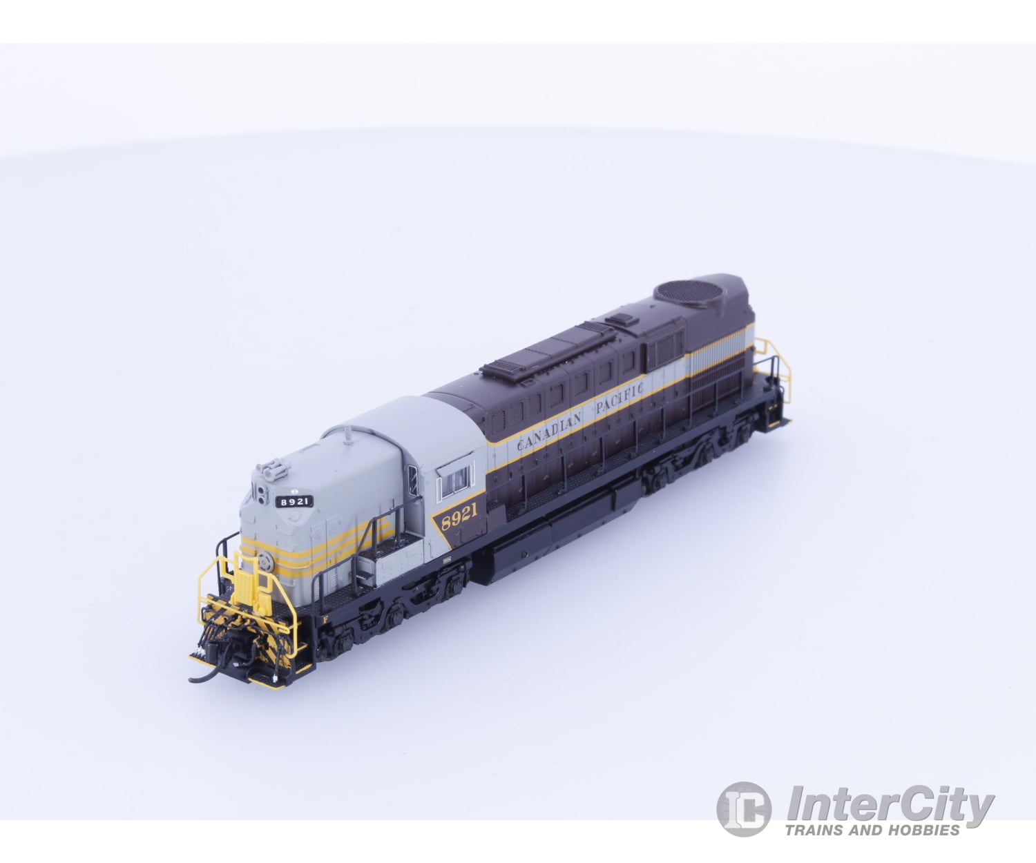 Broadway Limited Imports 6630 N ALCO RSD-17 Diesel Locomotive Canadian Pacific (CP) 8921 DCC & Sound Locomotives