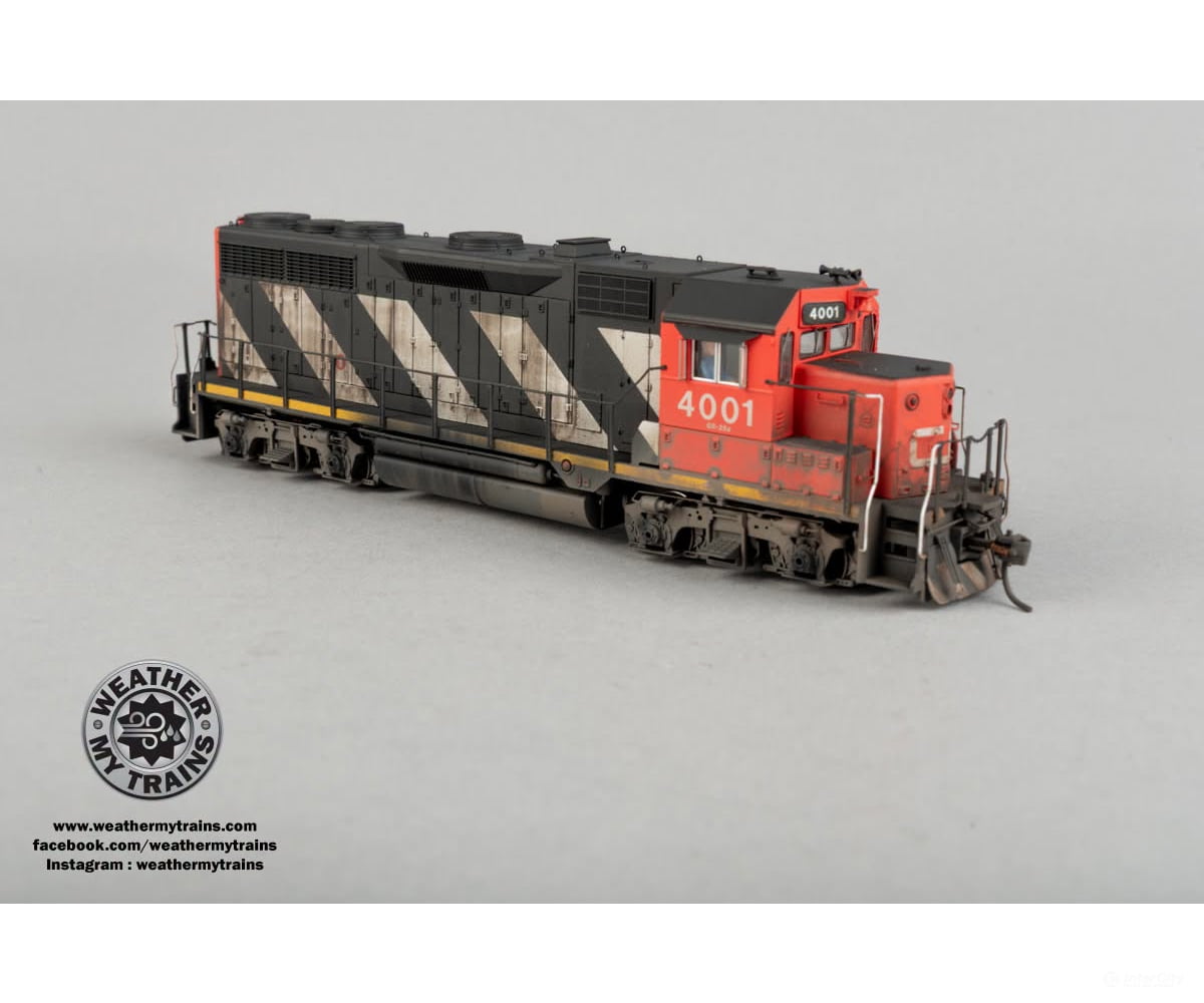 Broadway Limited Imports HO 8921 EMD GP35 Low Nose - Sound and DCC - Paragon4(TM) - Canadian National #4001 - Weathered