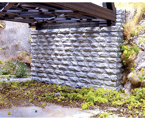 Chooch Enterprises N 9850 Double-Track Cut Stone Bridge Abutment -- 2-3/4 X 5/8 2-1/4 7 1.6 5.7Cm