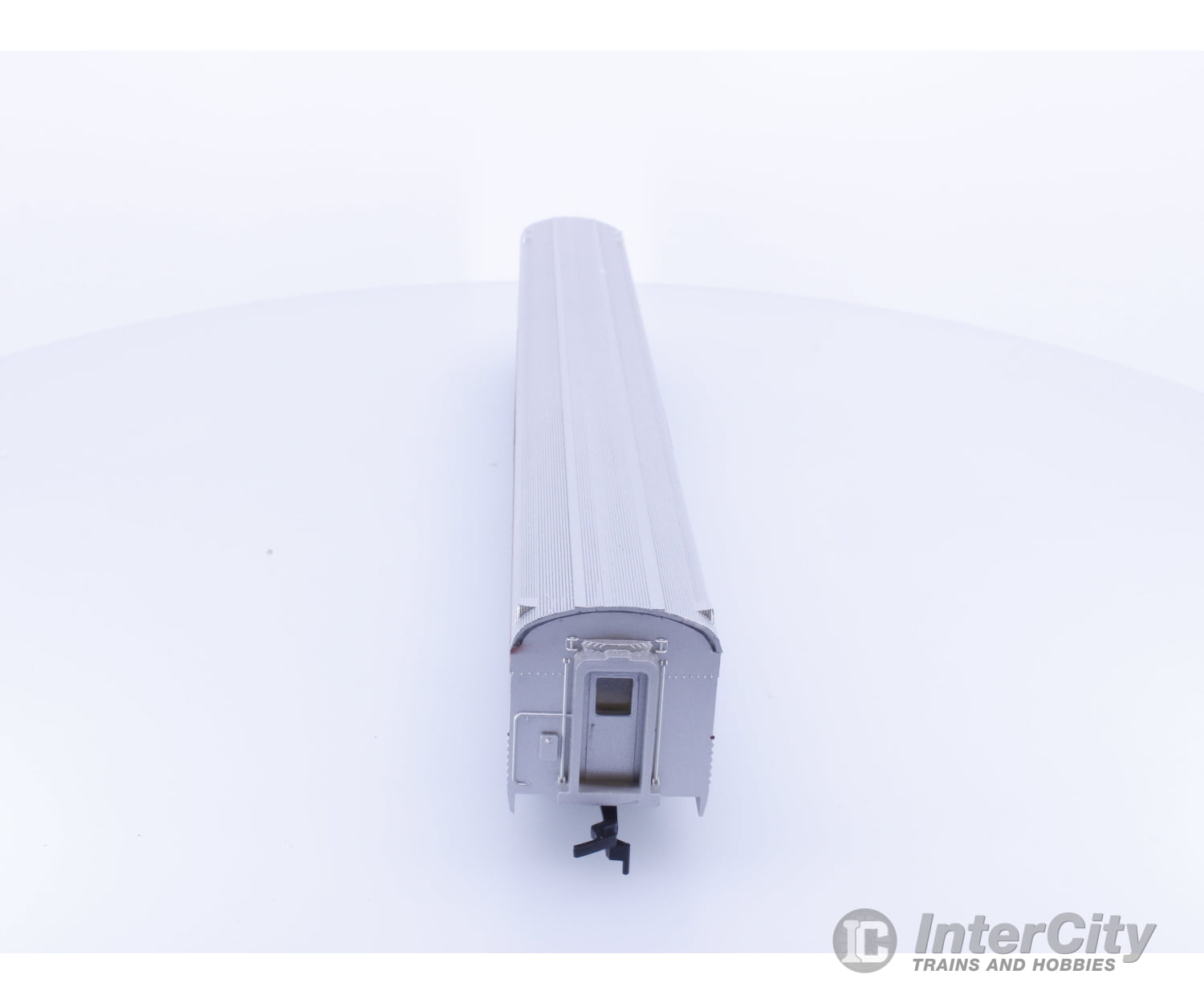 Con Cor 0001-000799 HO 85’ 10/6 Sleeper with Corrugated Sides Canadian Pacific (CP) Bell Manor Passenger Cars