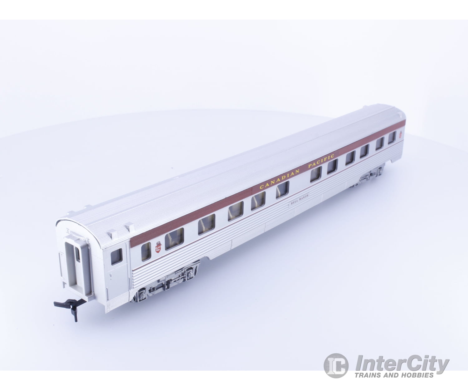 Con Cor 0001-000799 HO 85’ 10/6 Sleeper with Corrugated Sides Canadian Pacific (CP) Bell Manor Passenger Cars