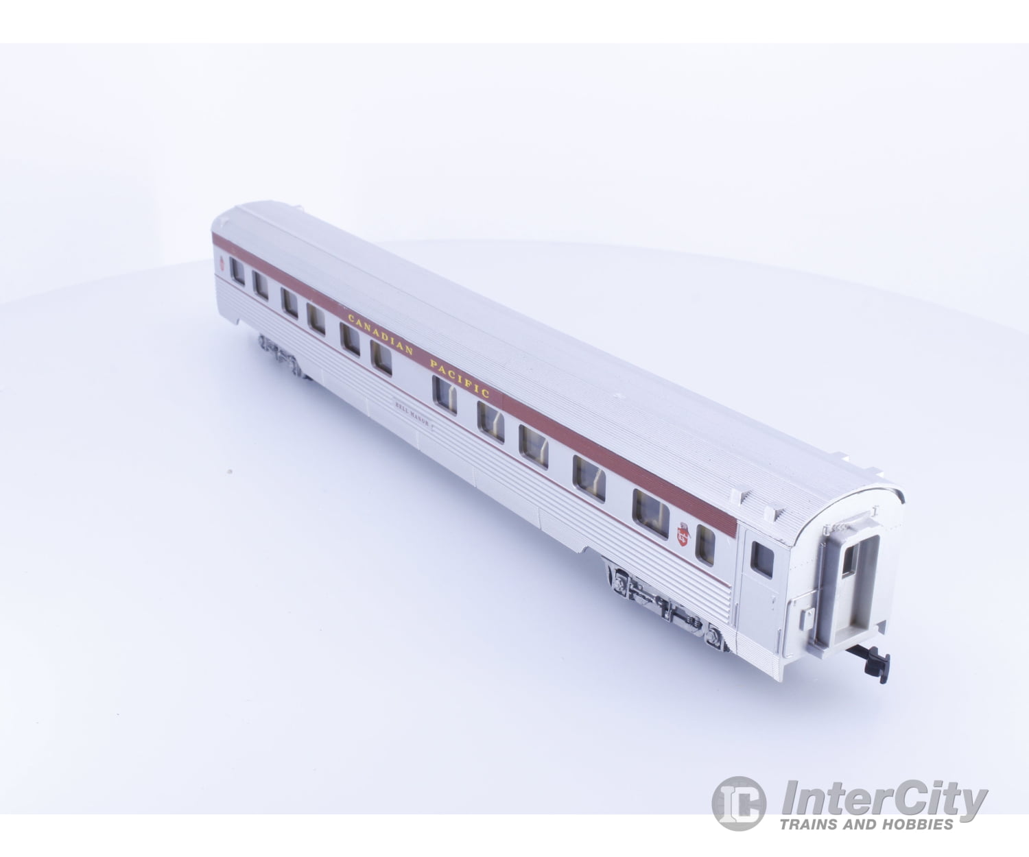 Con Cor 0001-000799 HO 85’ 10/6 Sleeper with Corrugated Sides Canadian Pacific (CP) Bell Manor Passenger Cars