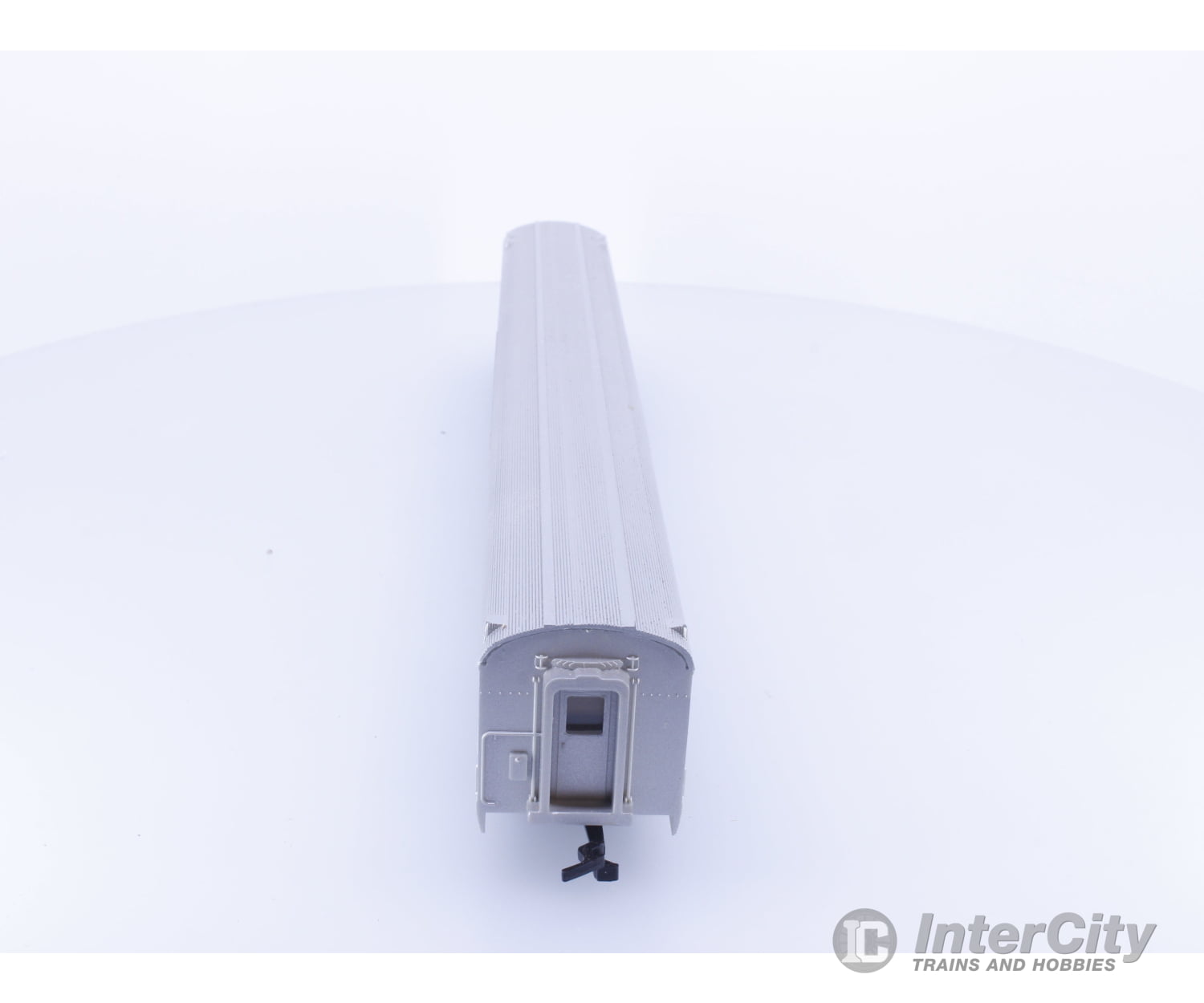 Con Cor 0001-000799 HO 85’ 10/6 Sleeper with Corrugated Sides Canadian Pacific (CP) Hunter Manor Passenger Cars