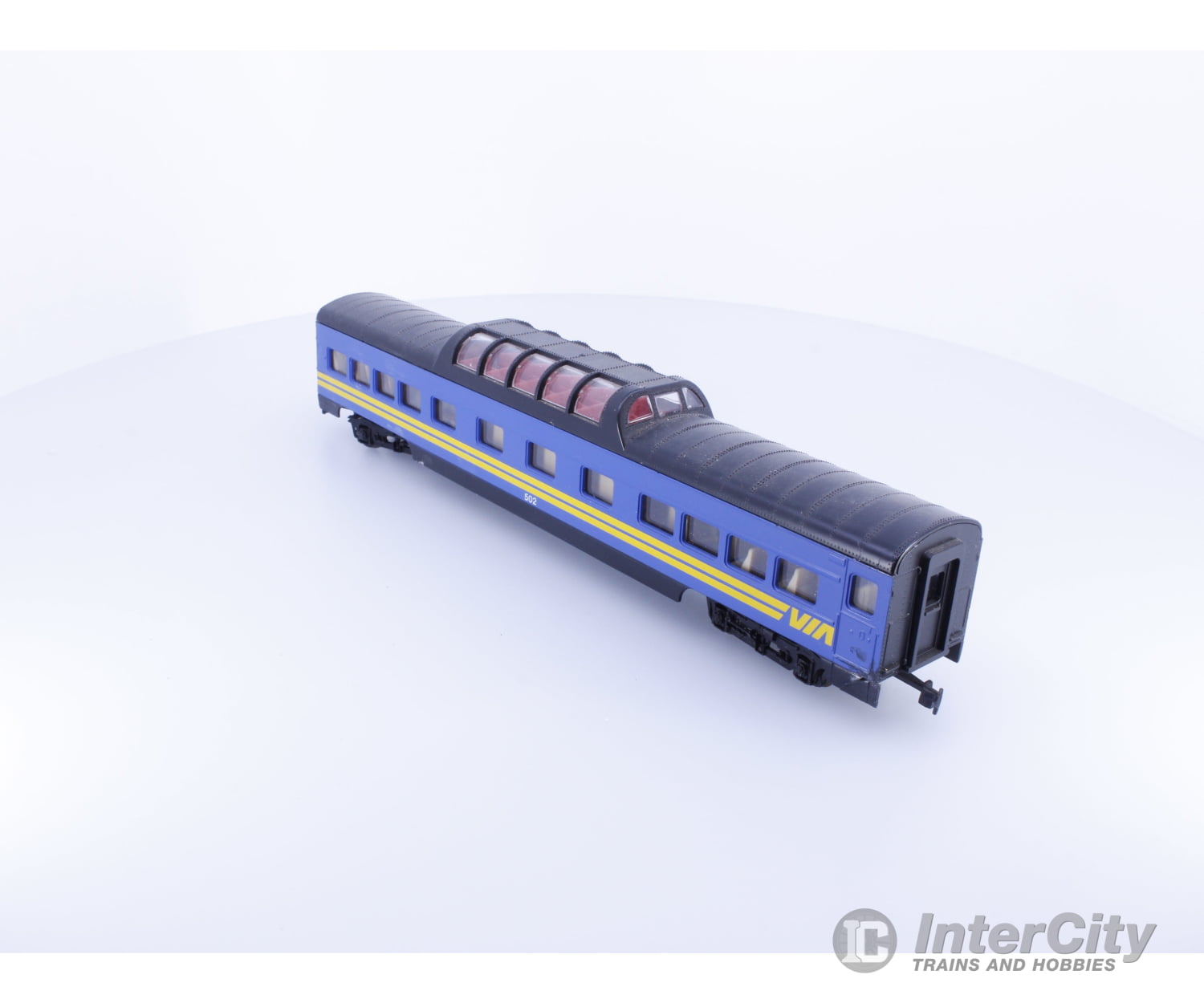 Con Cor 0001-000952 HO 72’ Passenger Dome Car Via Rail (VIA) 502 Passenger Cars