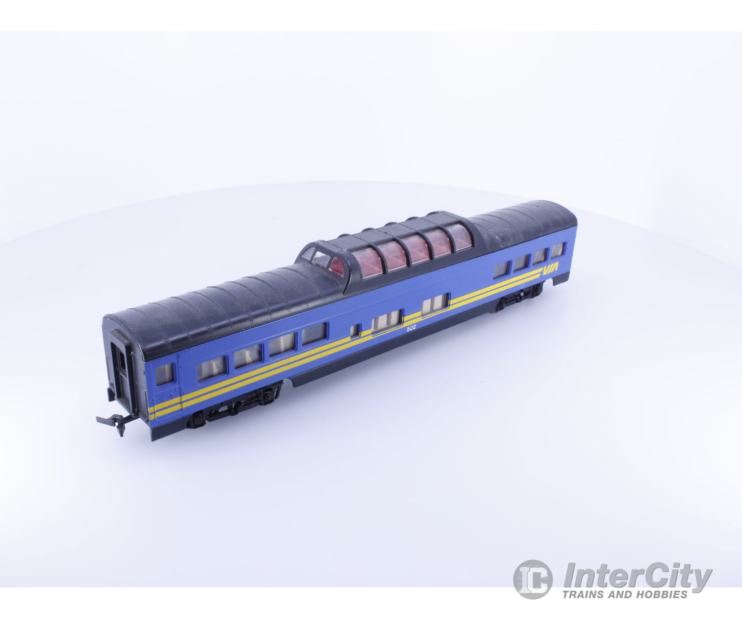 Con Cor 0001-000952 HO 72’ Passenger Dome Car Via Rail (VIA) 502 Passenger Cars