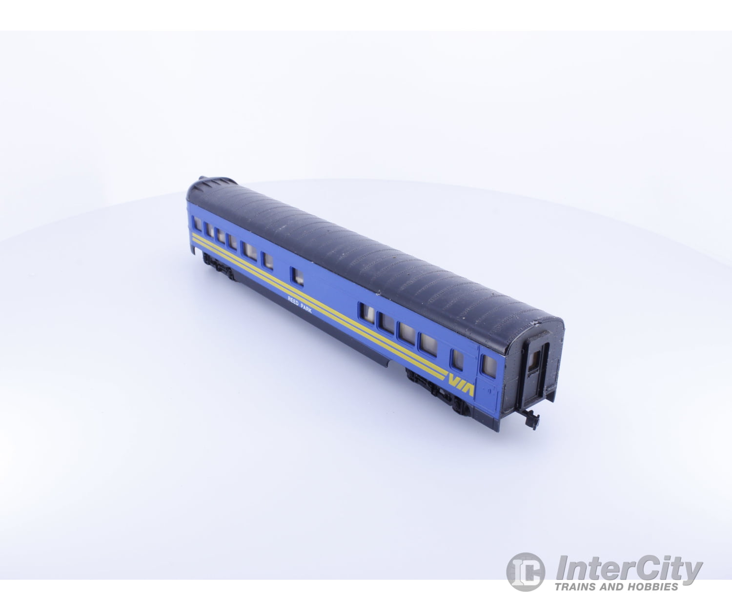 Con Cor 0001-000972 HO 72’ Passenger Observation Car Via Rail (VIA) Reed Park Passenger Cars