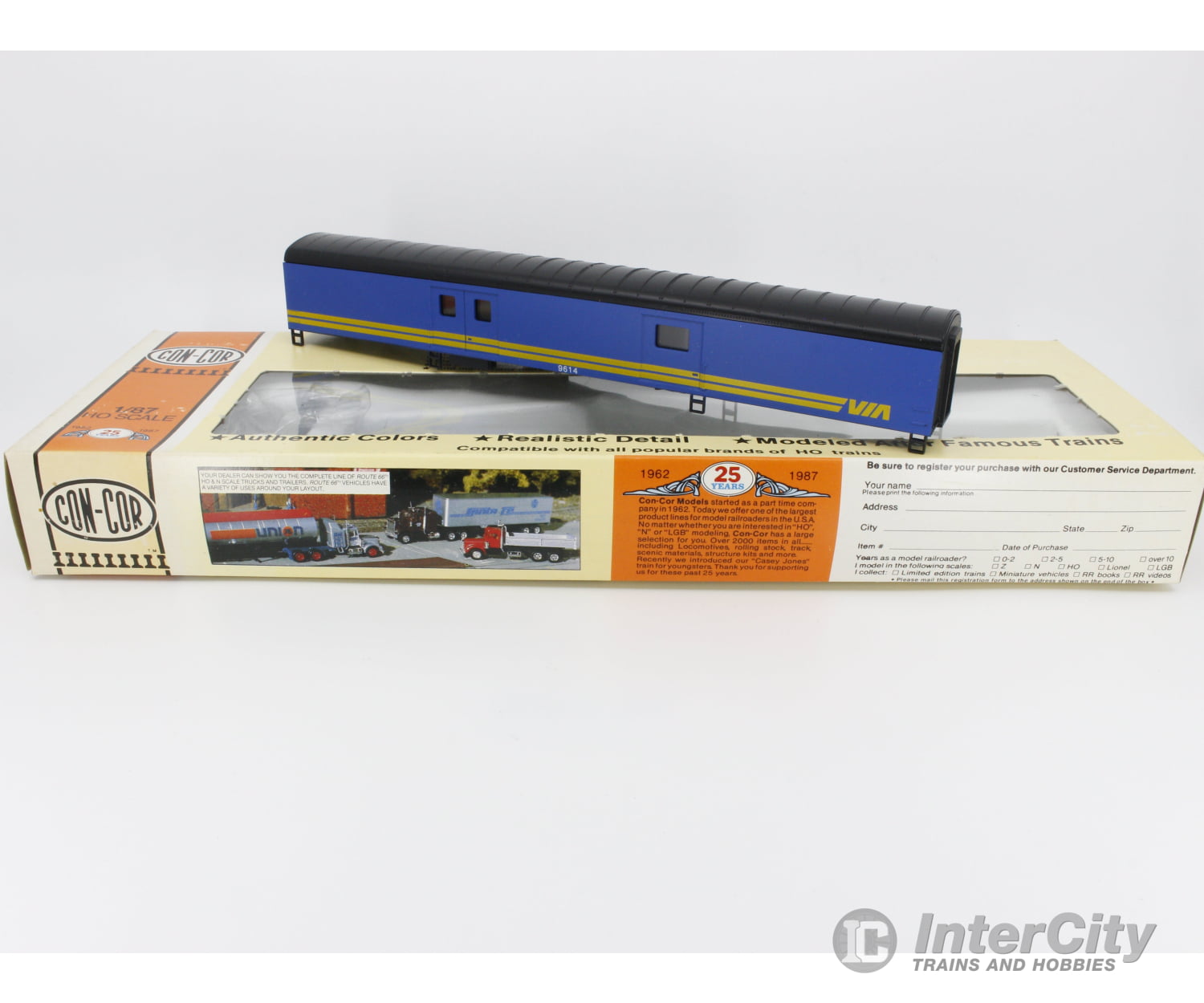 Con Cor 0001-1032 Ho 72 Ft Baggage Passenger Car Kit Via Rail (Via) 9614 Cars