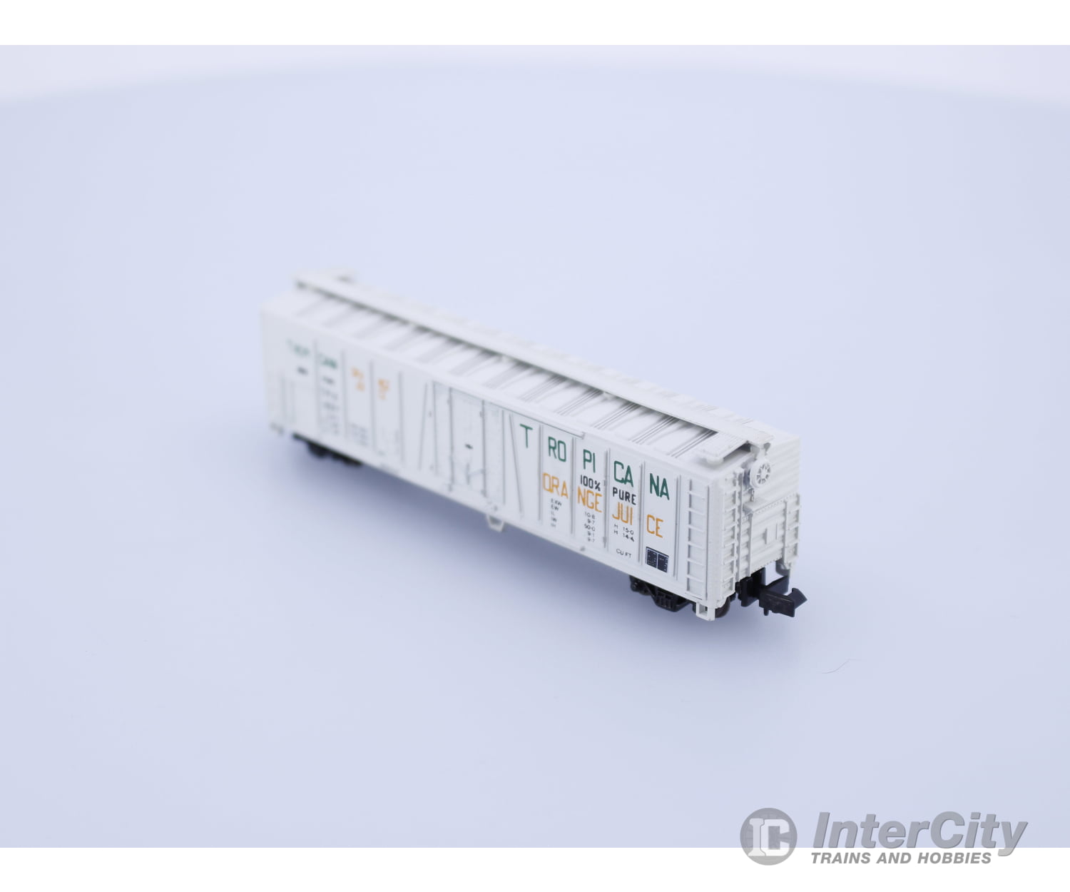 Con Cor 0001001865 N 50’ Ribbed Reefer Tropicana Tropicana Freight Cars