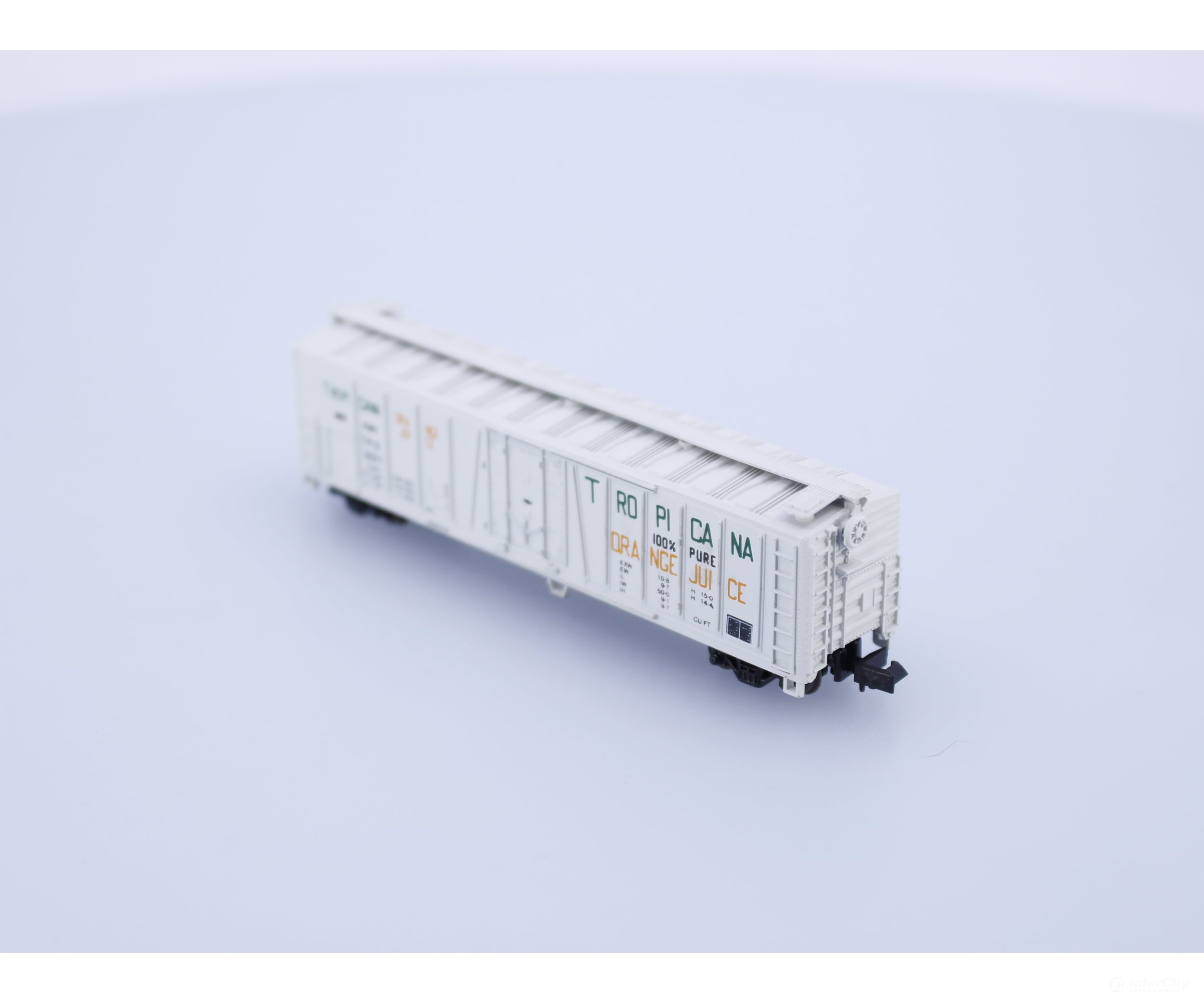 Con Cor 0001001865 N 50’ Ribbed Reefer Tropicana Tropicana Freight Cars