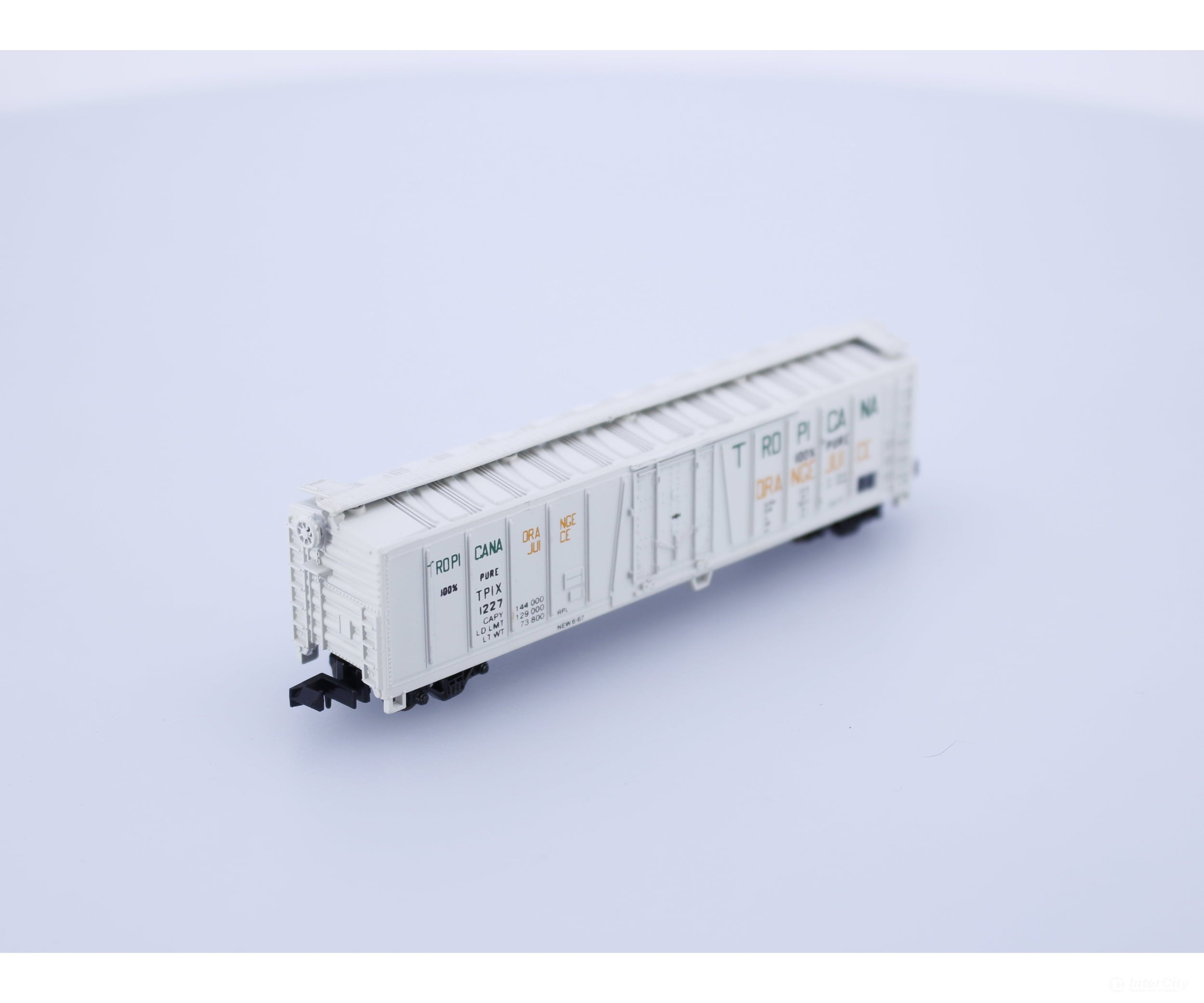 Con Cor 0001001865 N 50’ Ribbed Reefer Tropicana Tropicana Freight Cars